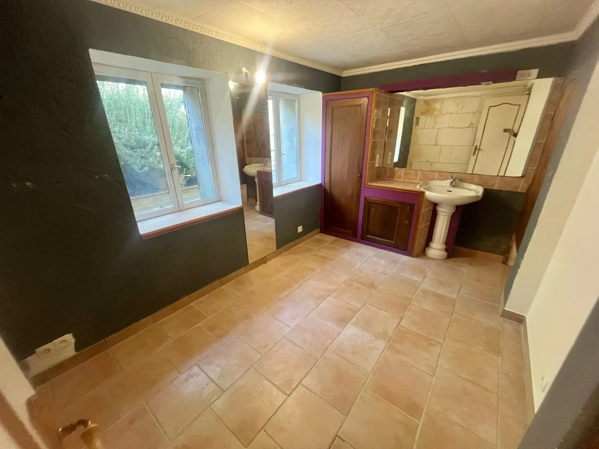 Maison de charme rénovée avec piscine et grand jardin à Taingy 