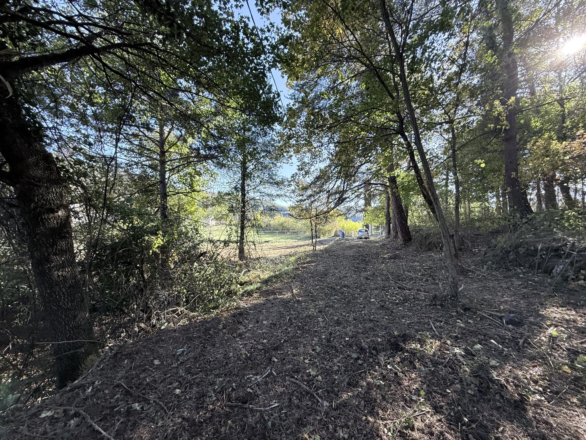Terrain agricole de 2926 m² à Sospel, idéal pour chevaux et écurie privée 