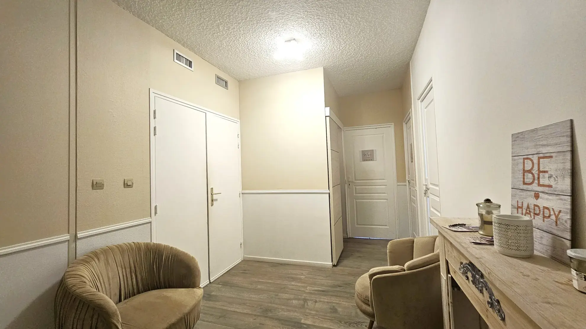 Local commercial à Ferney-Voltaire avec forte rentabilité et parking inclus 