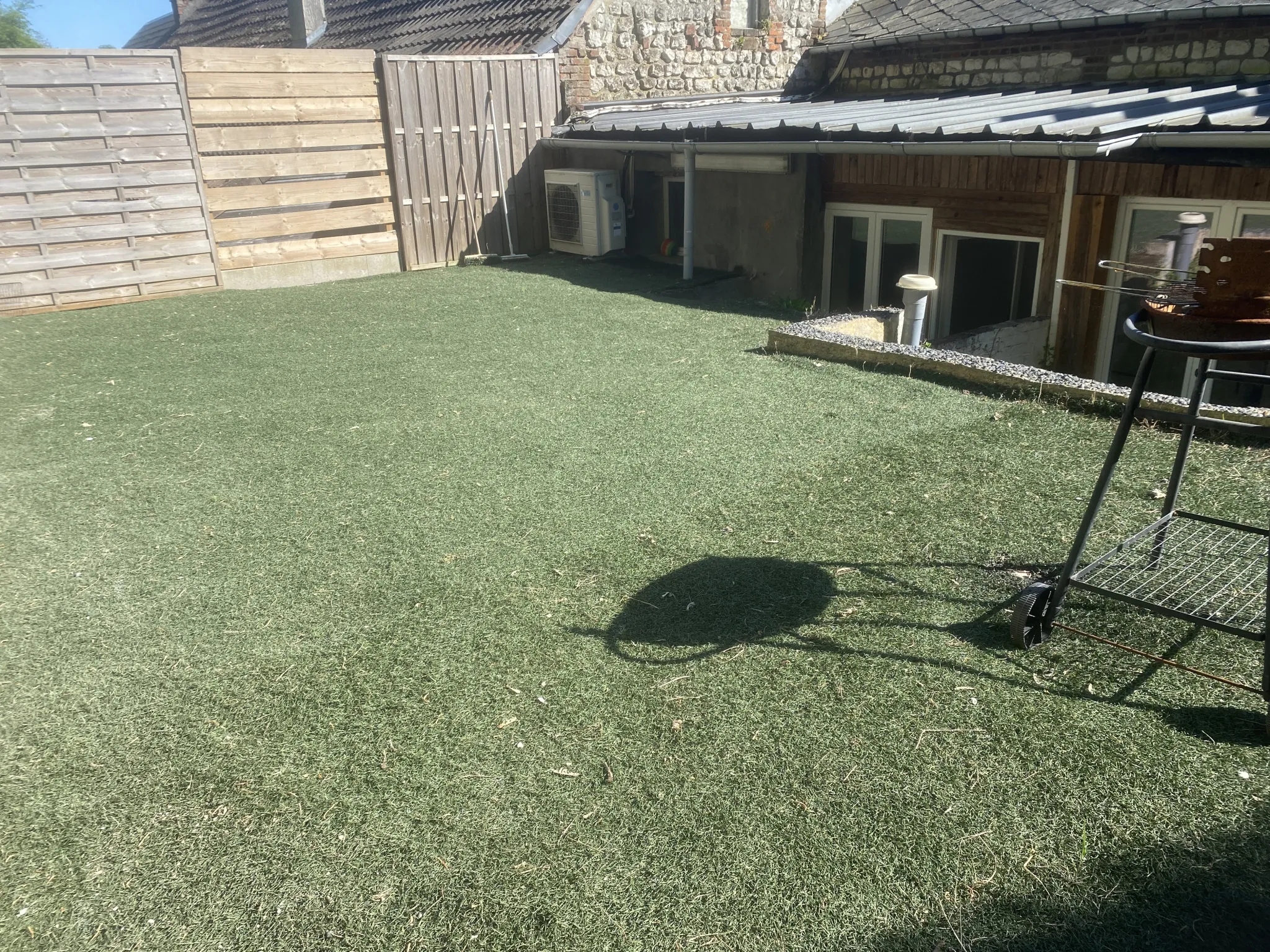 Charmante maison de ville à Elbeuf avec terrasse et vue forêt - 145 m² 