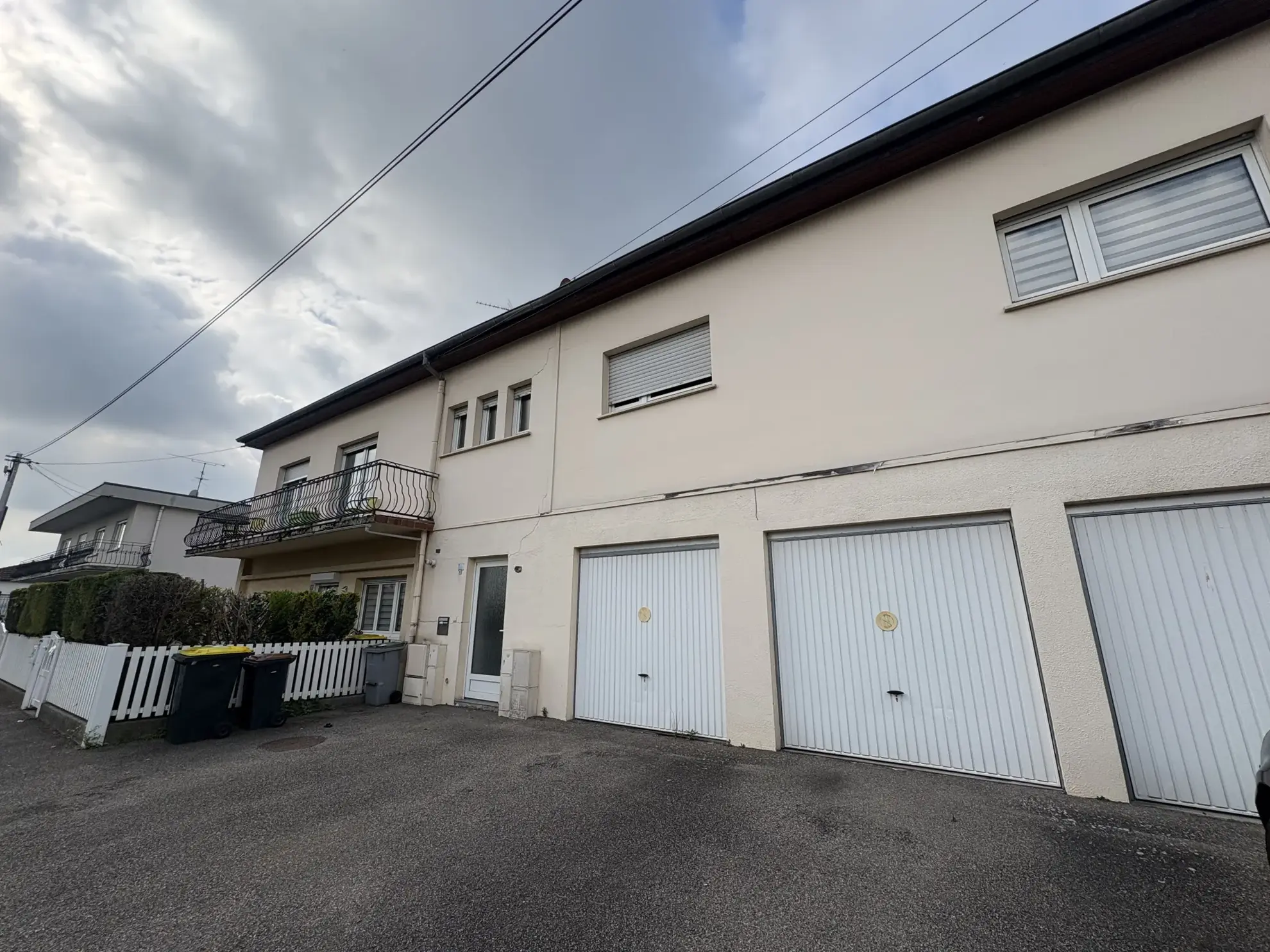 Investissez dans un appartement F1 de 35 m² à Ottmarsheim, idéal locatif