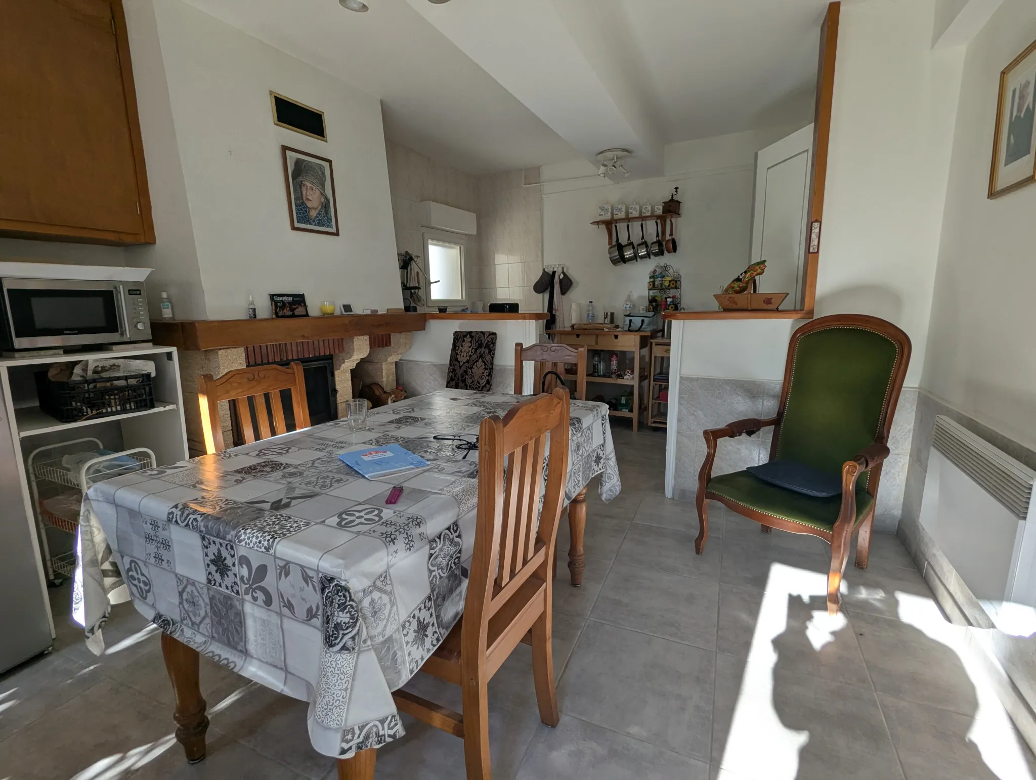 Maison de maître de 160 m² à vendre près de Narbonne avec cour, remise et atelier 