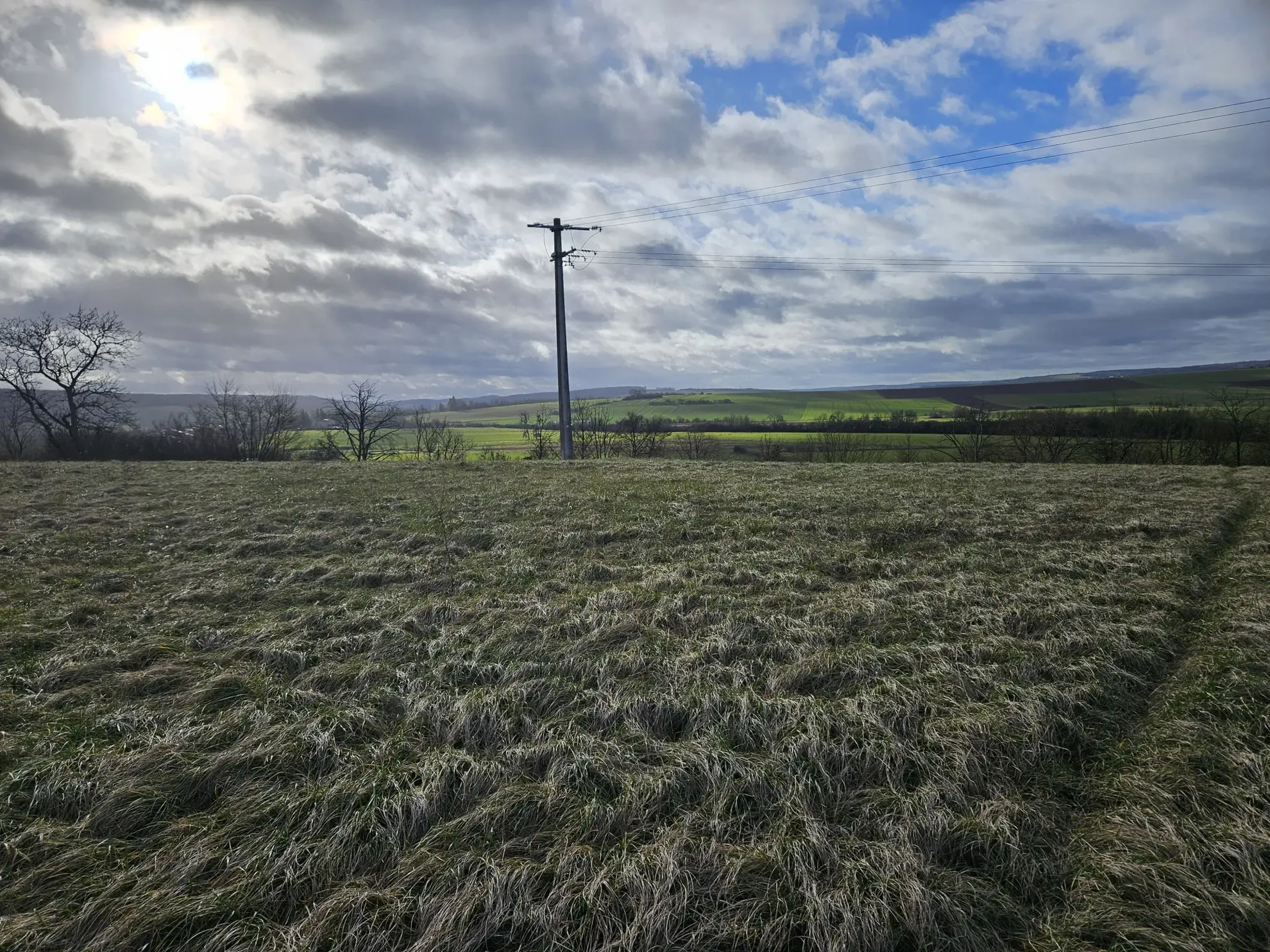 Terrain à bâtir de 1700 m² à Saint-Germain-sur-Meuse avec vue imprenable