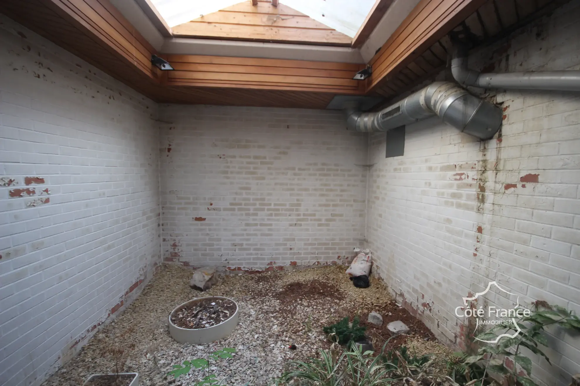 Local commercial de 218 m² à Fumay - Opportunité à saisir 