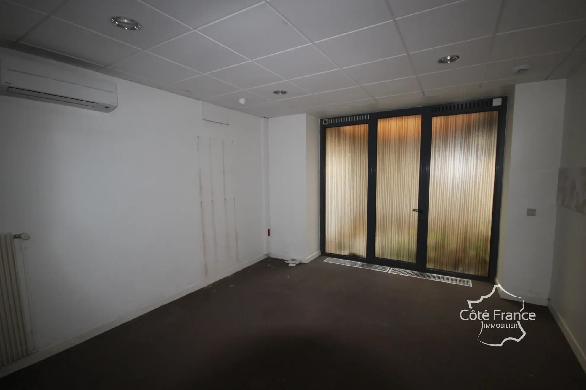 Local commercial de 218 m² à Fumay - Opportunité à saisir 