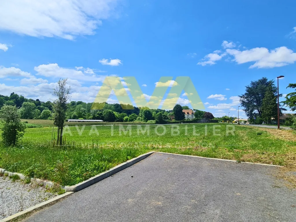 Terrain constructible de 1 237 m² à 5 min de Navarrenx