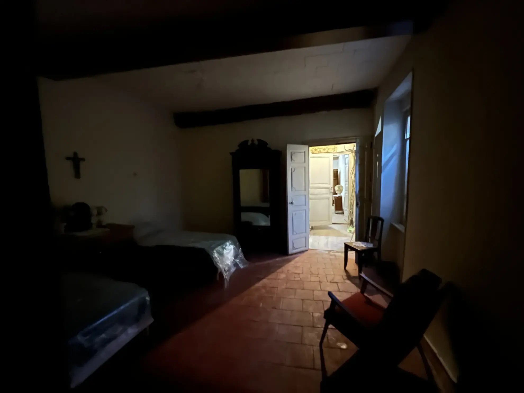 Spacieuse maison bourgeoise avec jardin à Peyriac Minervois, opportunité d'investissement 