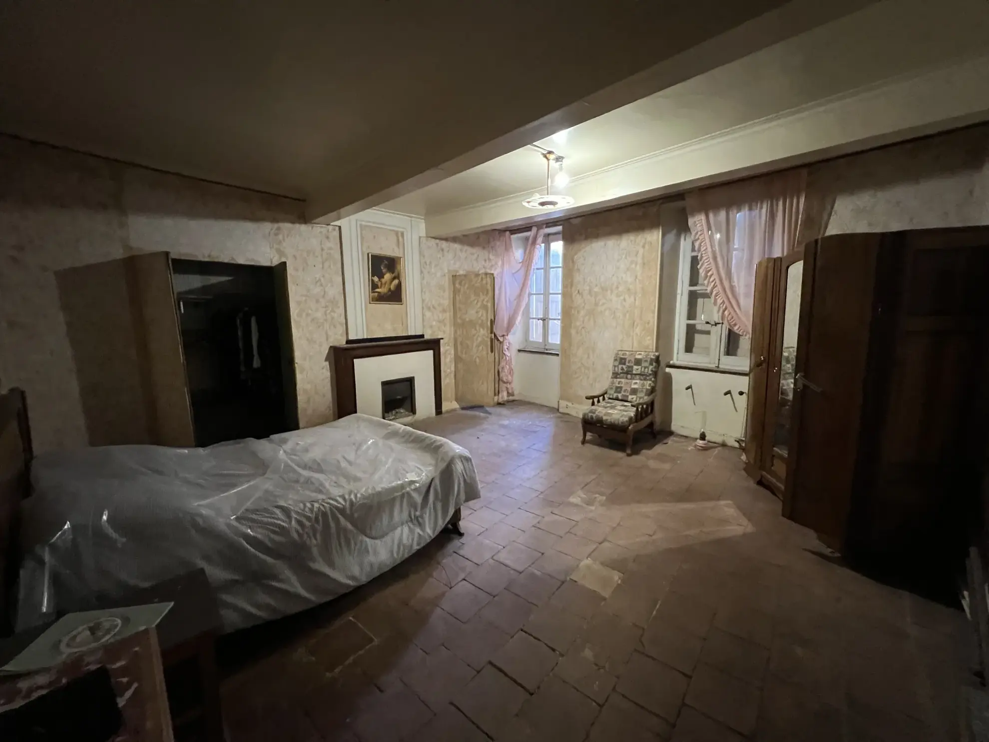 Spacieuse maison bourgeoise avec jardin à Peyriac Minervois, opportunité d'investissement 