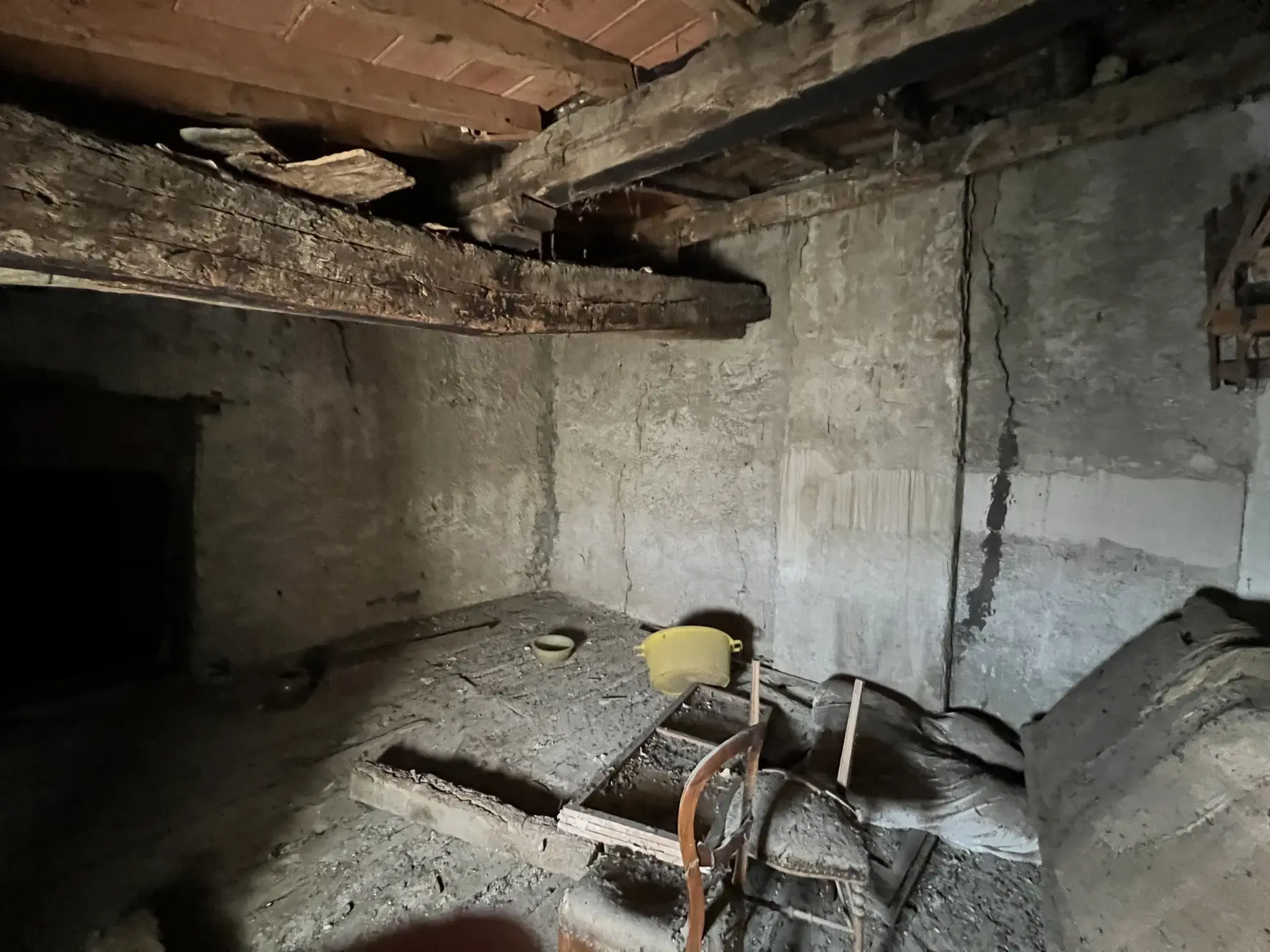 Spacieuse maison bourgeoise avec jardin à Peyriac Minervois, opportunité d'investissement 