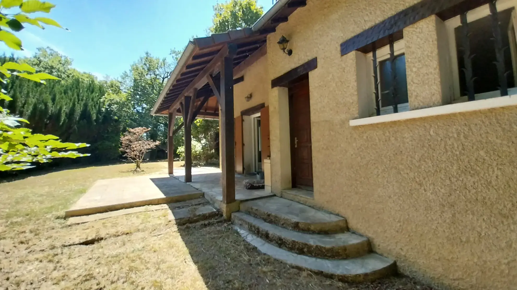 Maison périgourdine rénovée de 4 chambres à Chancelade 
