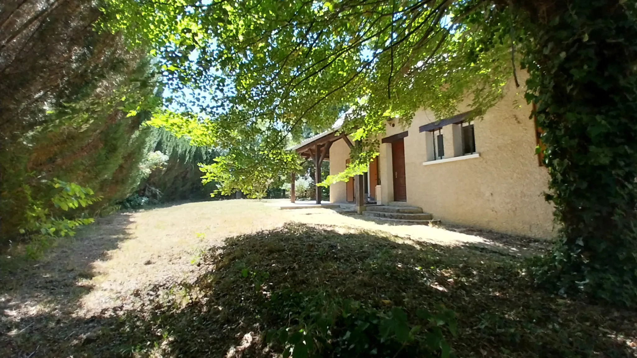 Maison périgourdine rénovée de 4 chambres à Chancelade 