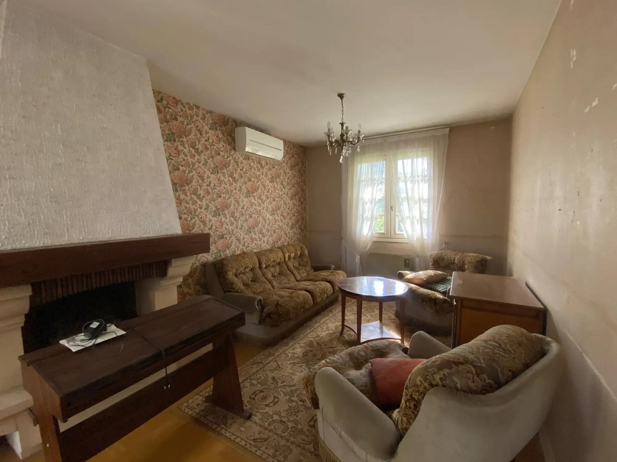 Maison de plain-pied confortable avec jardin à Decize - 2 chambres et garage 