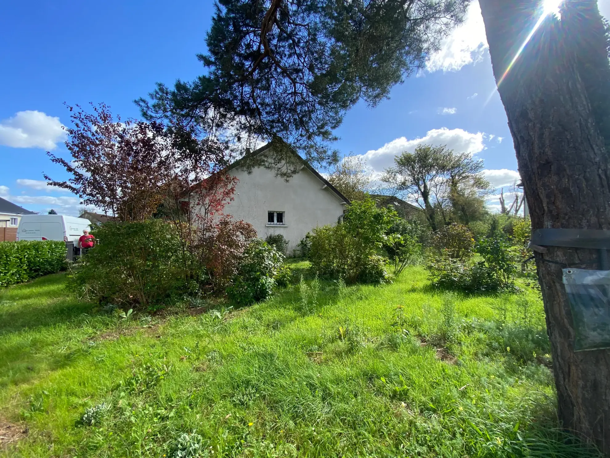 Maison de plain-pied confortable avec jardin à Decize - 2 chambres et garage 
