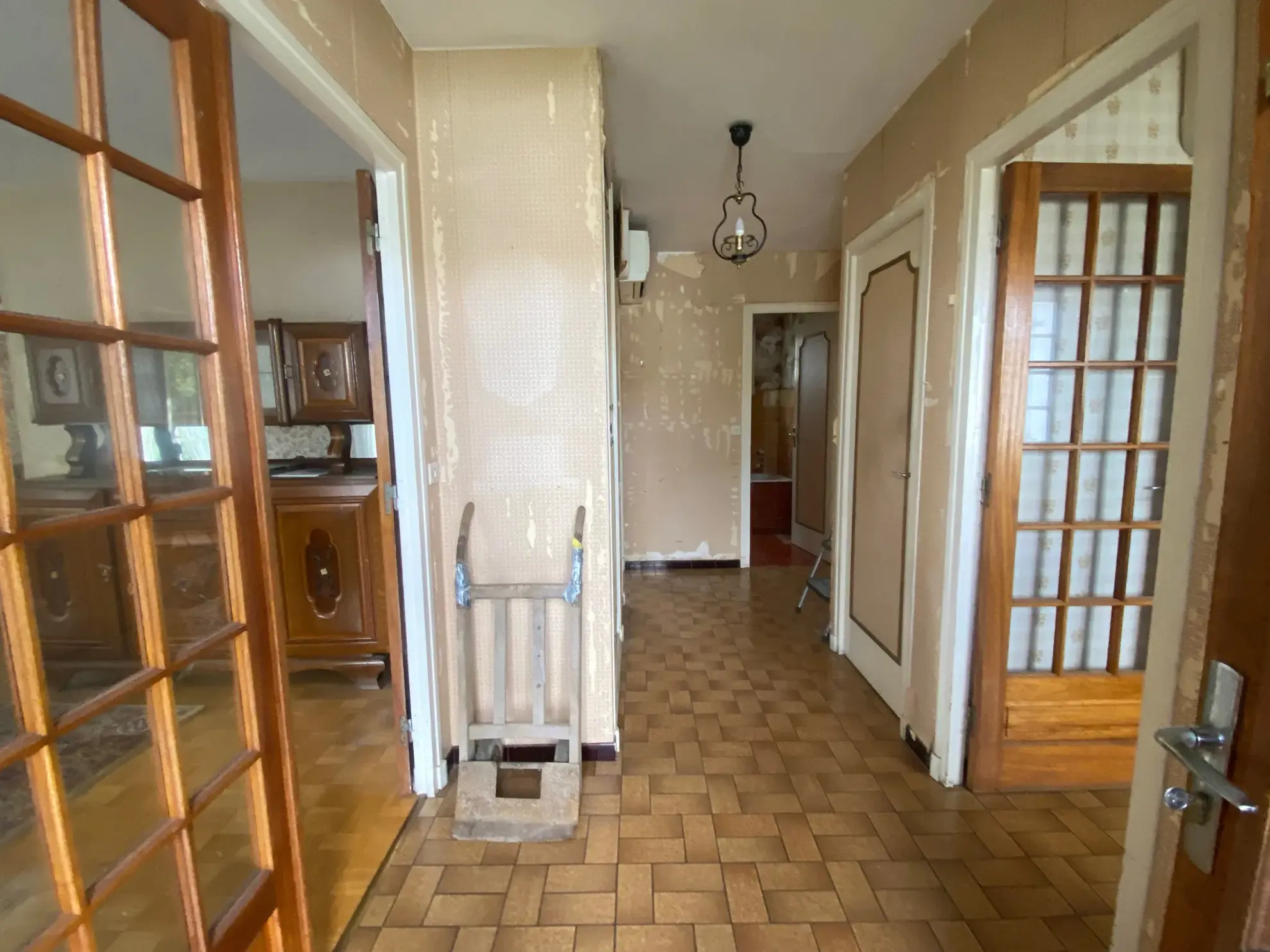 Maison de plain-pied confortable avec jardin à Decize - 2 chambres et garage 