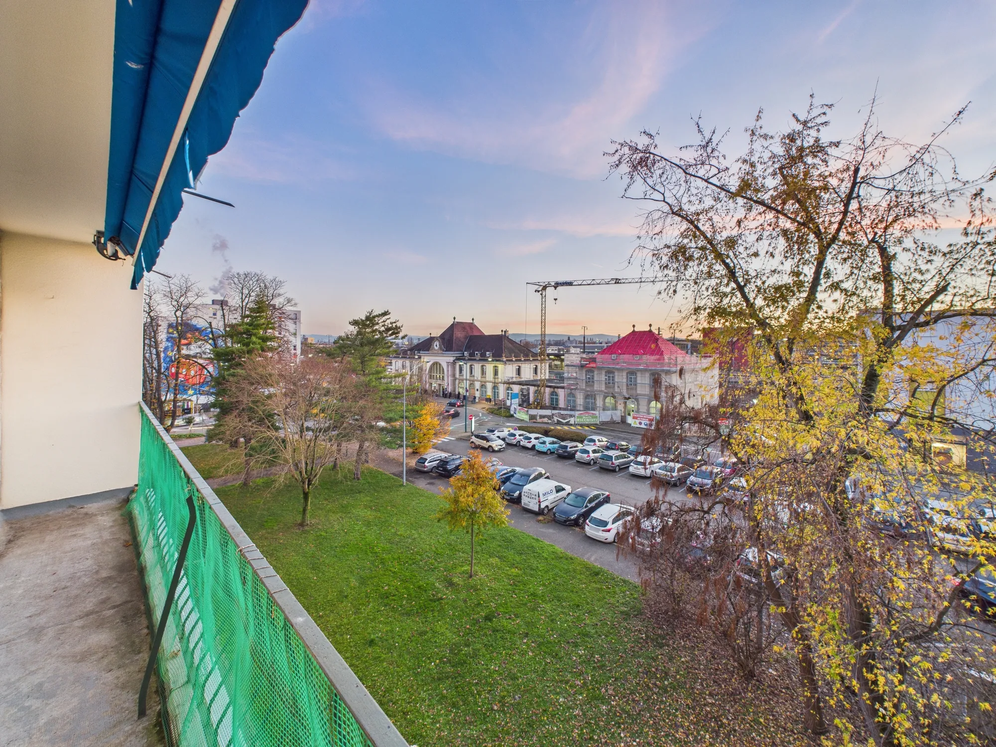 Appartement T4 lumineux de 80 m² au cœur de Saint-Louis face à la gare 