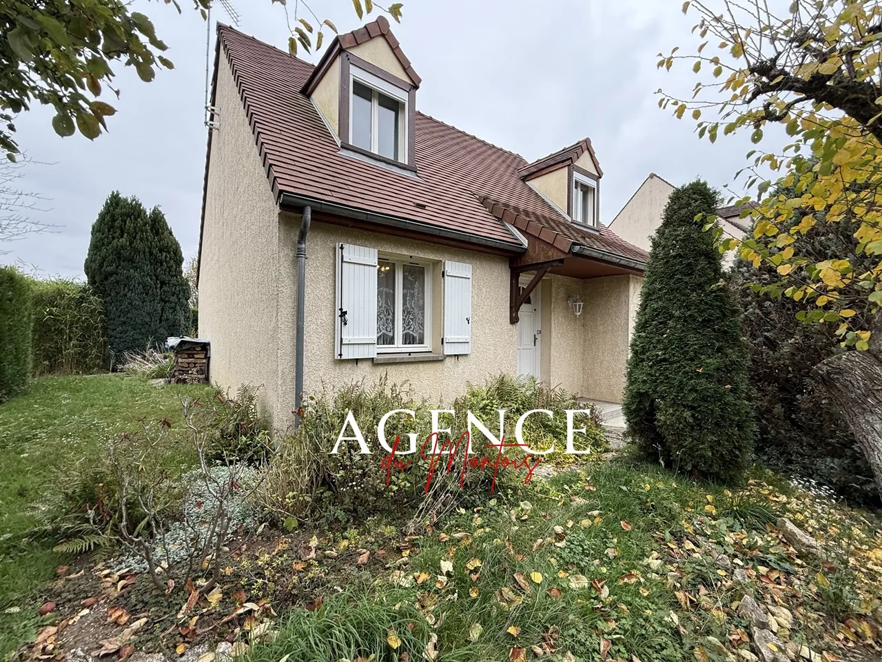 Maison à vendre à Donnemarie Dontilly - 4 chambres, jardin arboré, 80 m²