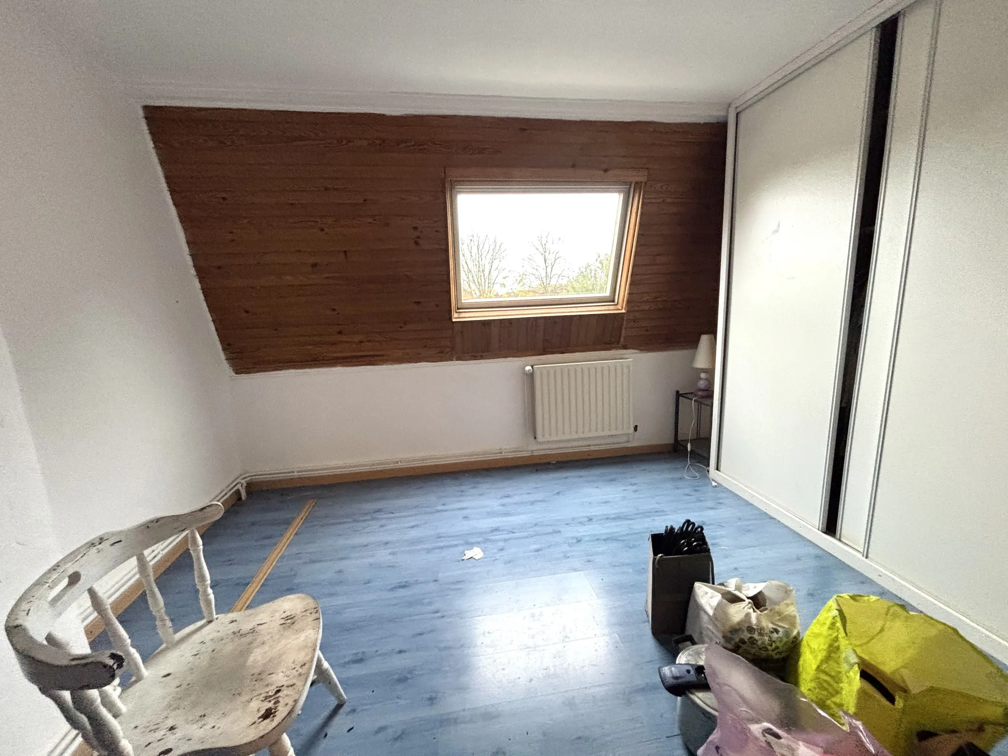 Maison de 95 m² louée à Roubaix avec 4 chambres et rentabilité de 10 % 