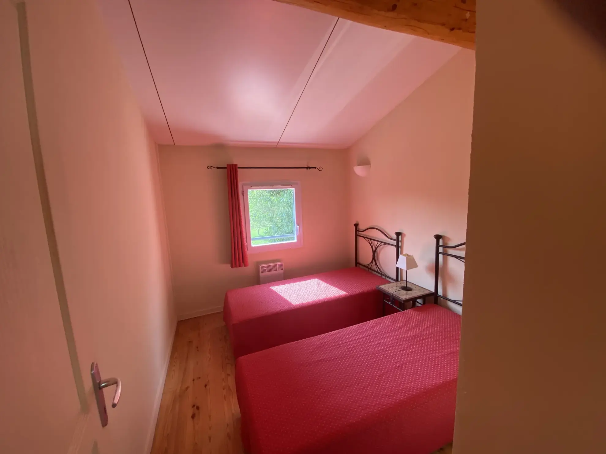 Maison de 3 pièces avec terrasse à Sauve, résidence avec piscine en Cévennes 