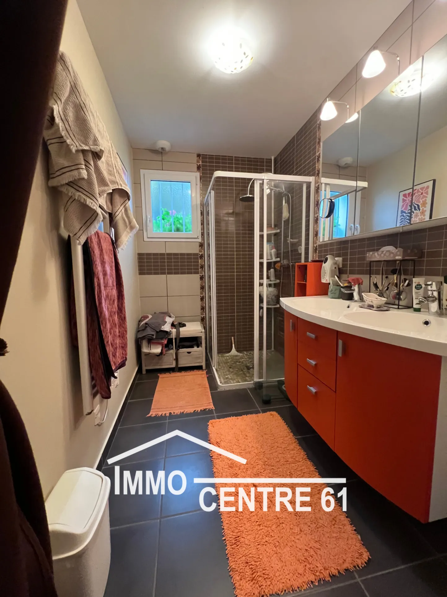 Maison moderne 156 m² avec 6 chambres à Alençon et Carrouges 