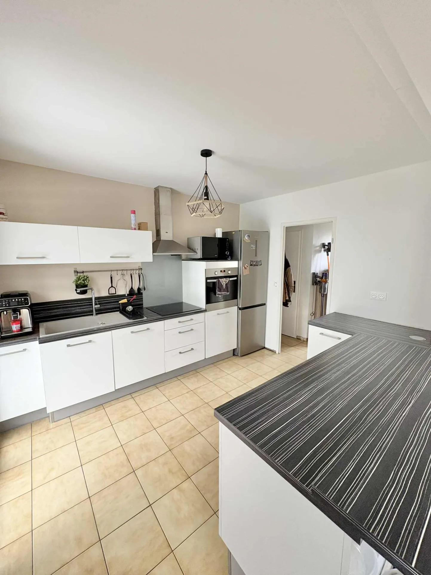 Maison à Riom avec jardin, véranda et grand sous-sol 