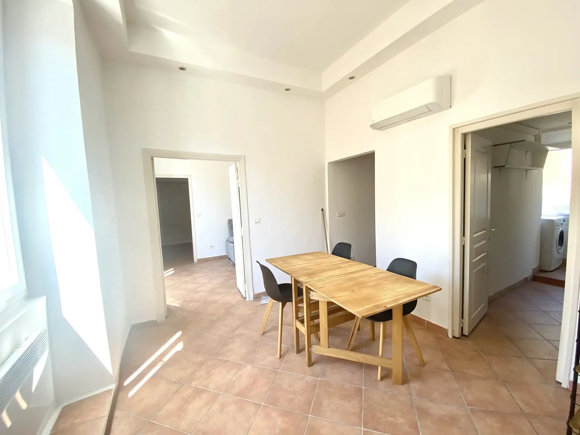 Appartement 2 pièces meublé à Bastia sur le boulevard Paoli 