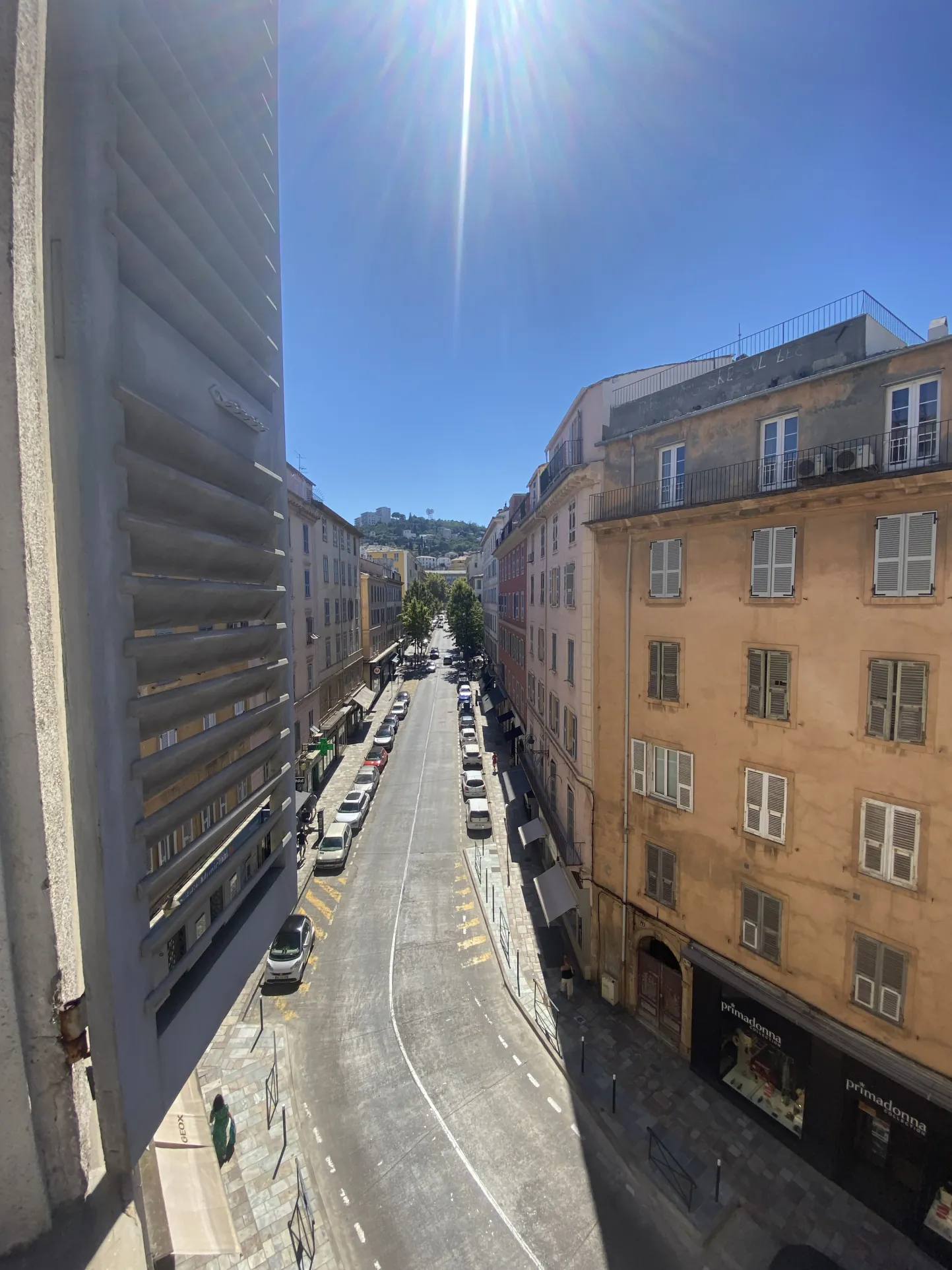 Appartement 2 pièces meublé à Bastia sur le boulevard Paoli 