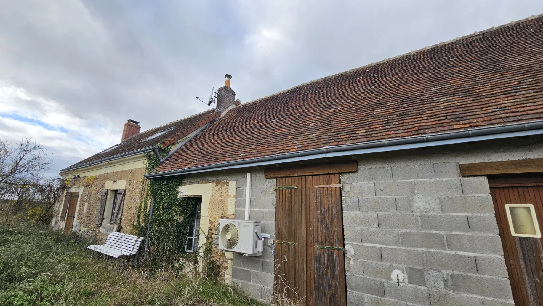 Maison à rénover de 62 m² avec garage à Saint Arnoult - Projet d'aménagement rural 