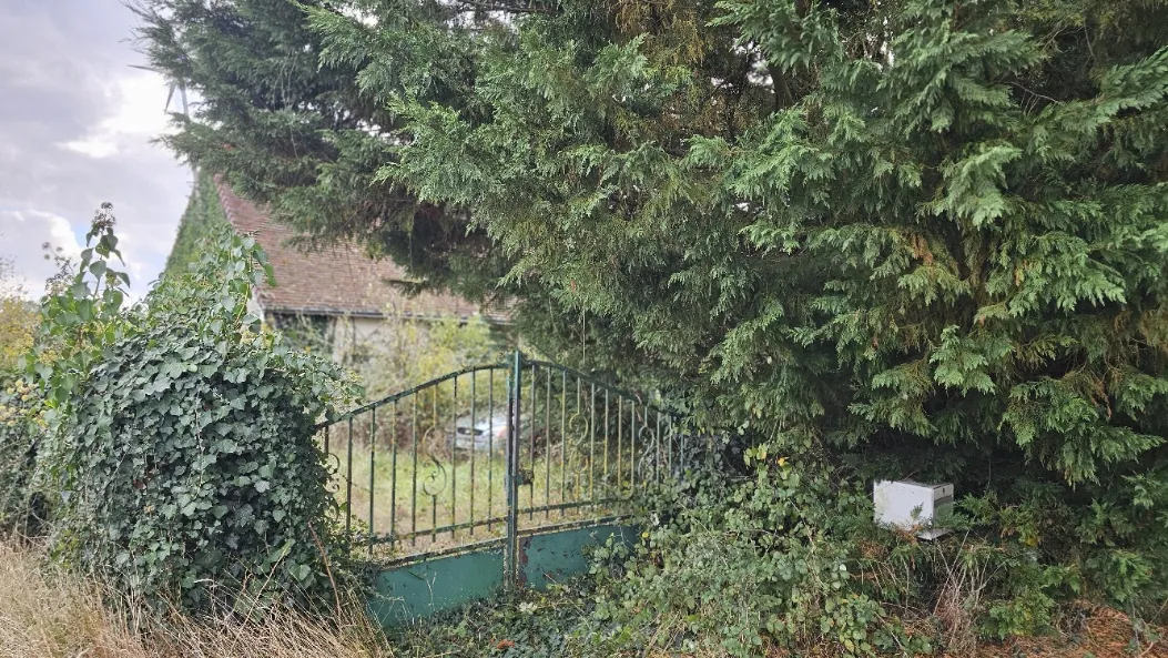 Maison à rénover de 62 m² avec garage à Saint Arnoult - Projet d'aménagement rural 