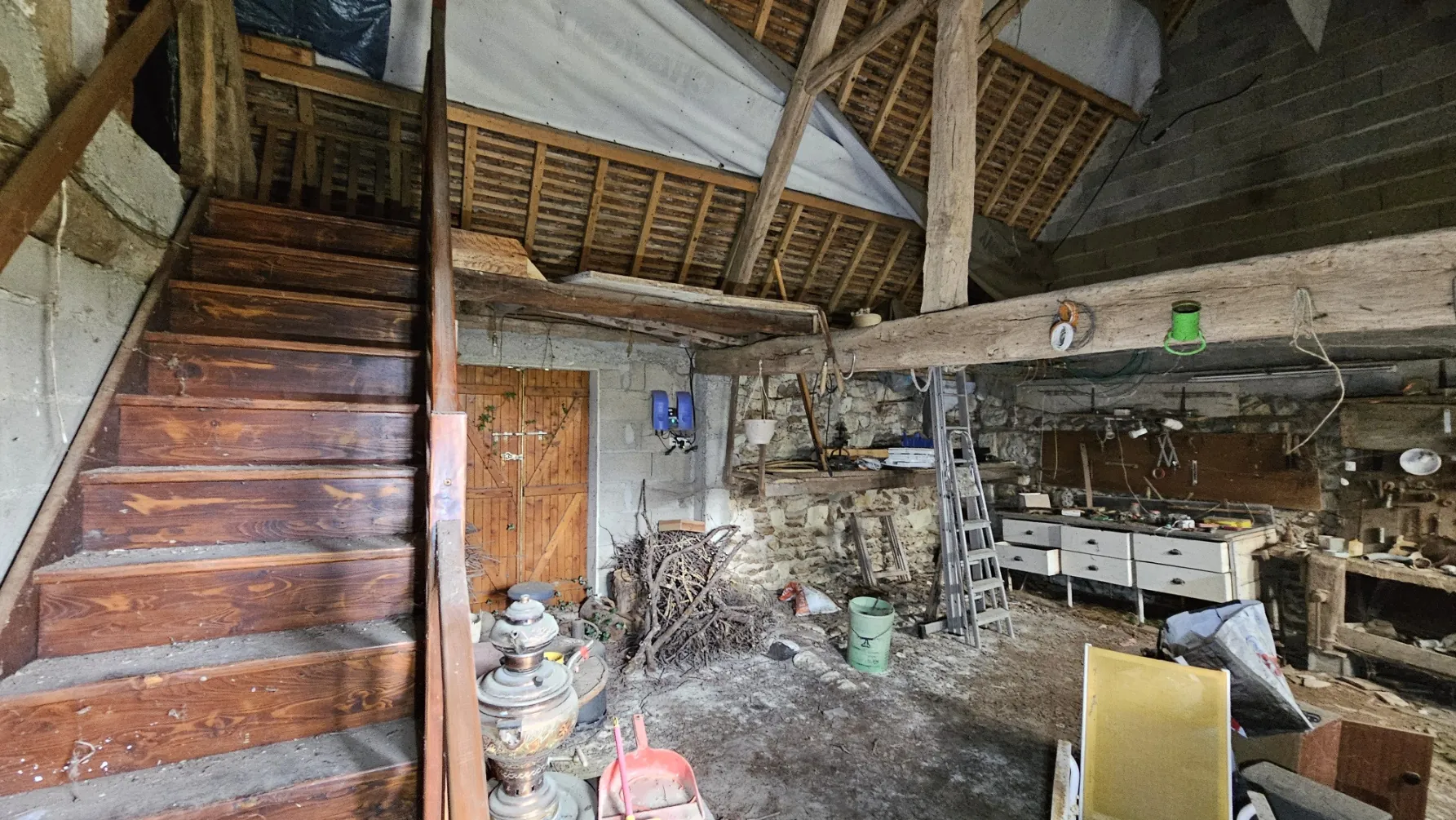 Maison à rénover de 62 m² avec garage à Saint Arnoult - Projet d'aménagement rural 