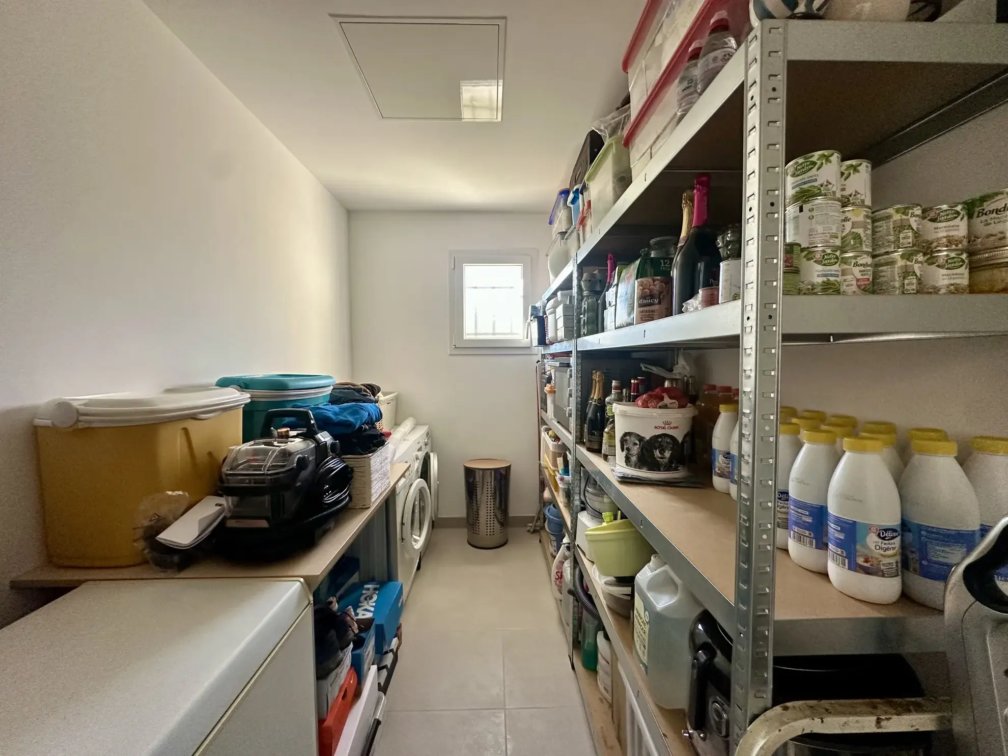 Maison récente de plain-pied avec grand garage et terrain piscinable à Taurize 