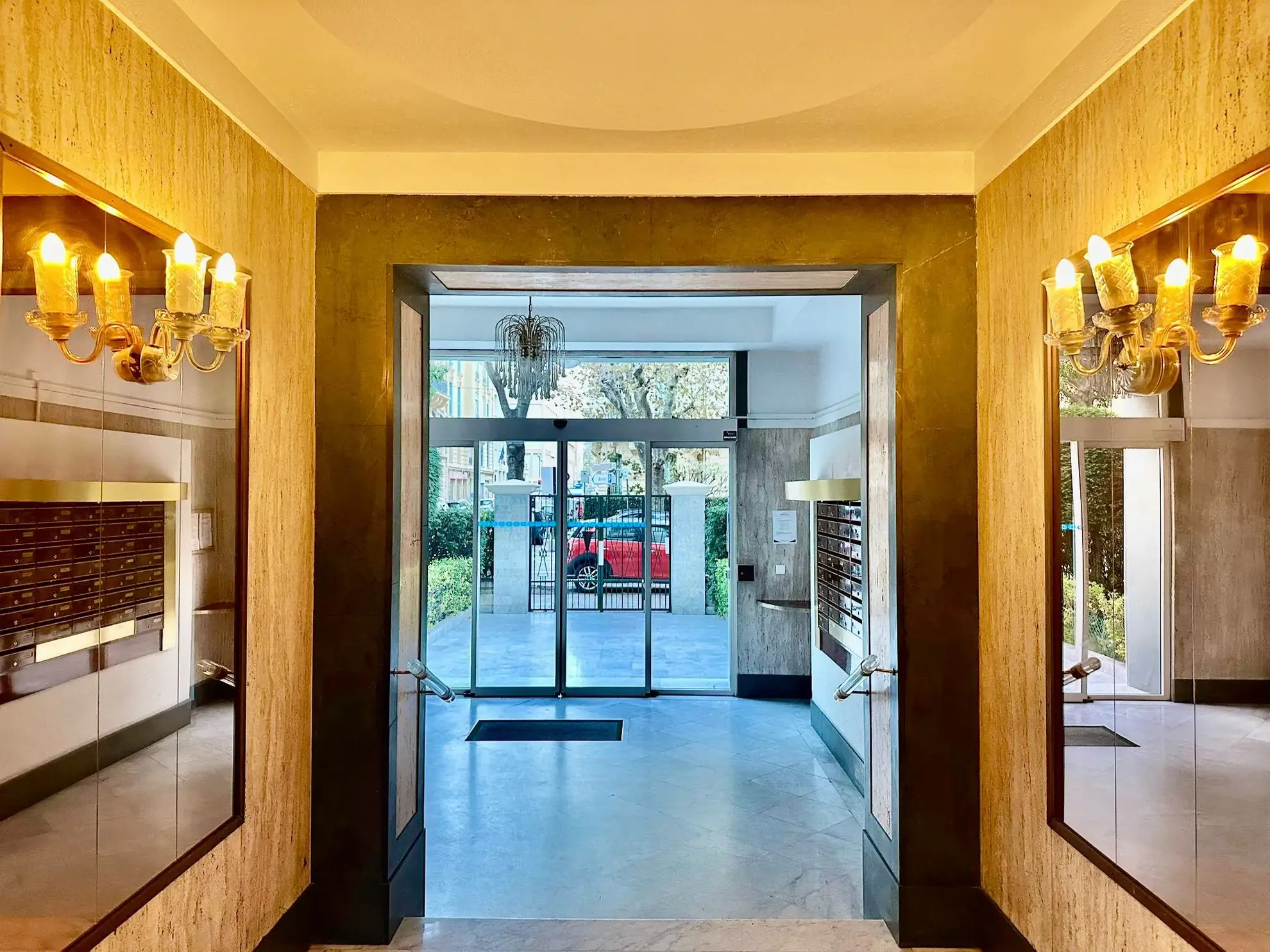 Studio spacieux de 31 m2 à Nice, emplacement idéal au centre-ville 