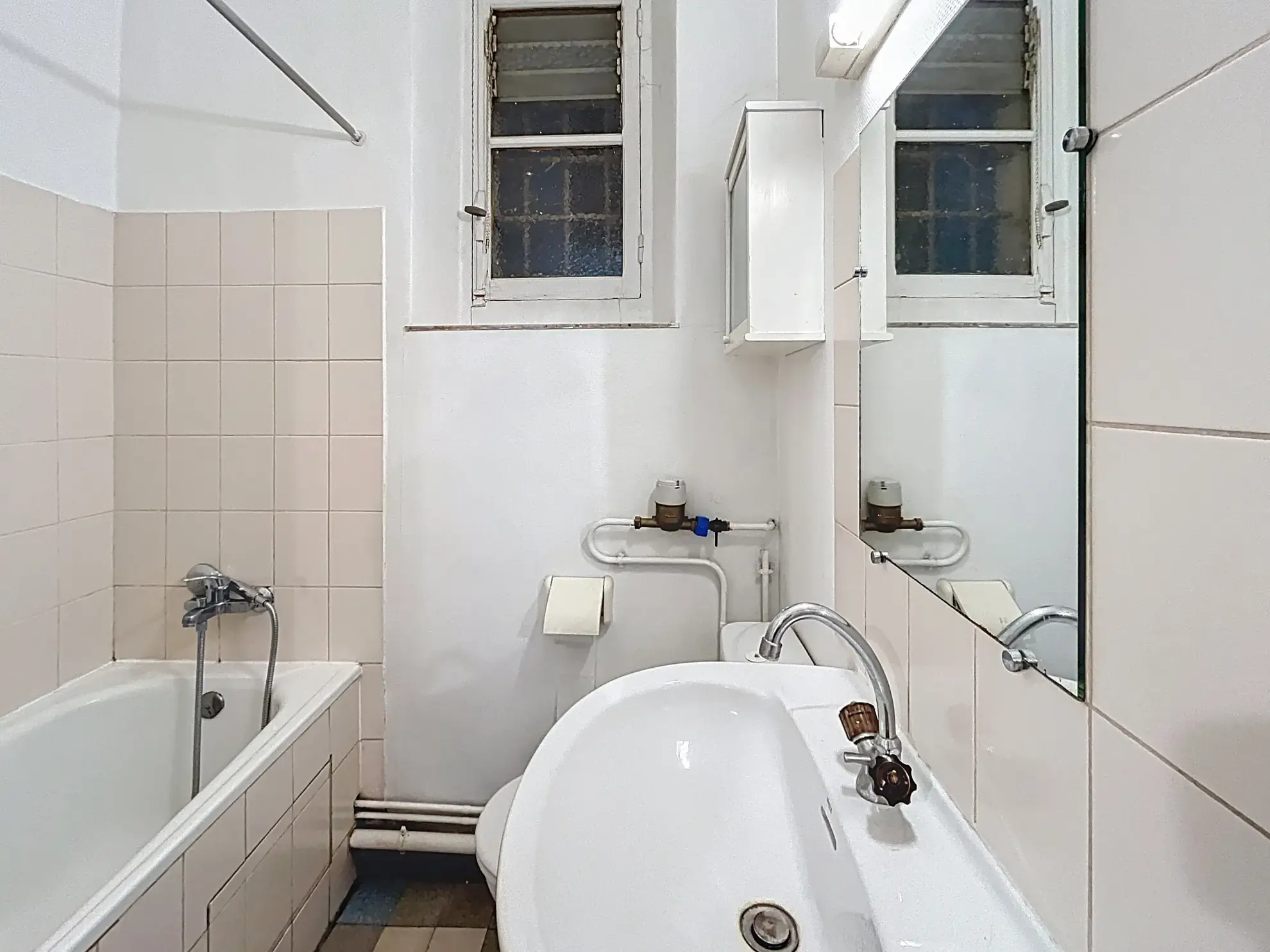 Studio à vendre en hyper-centre de Grenoble, idéal investisseur, 22m² rue Brocherie 