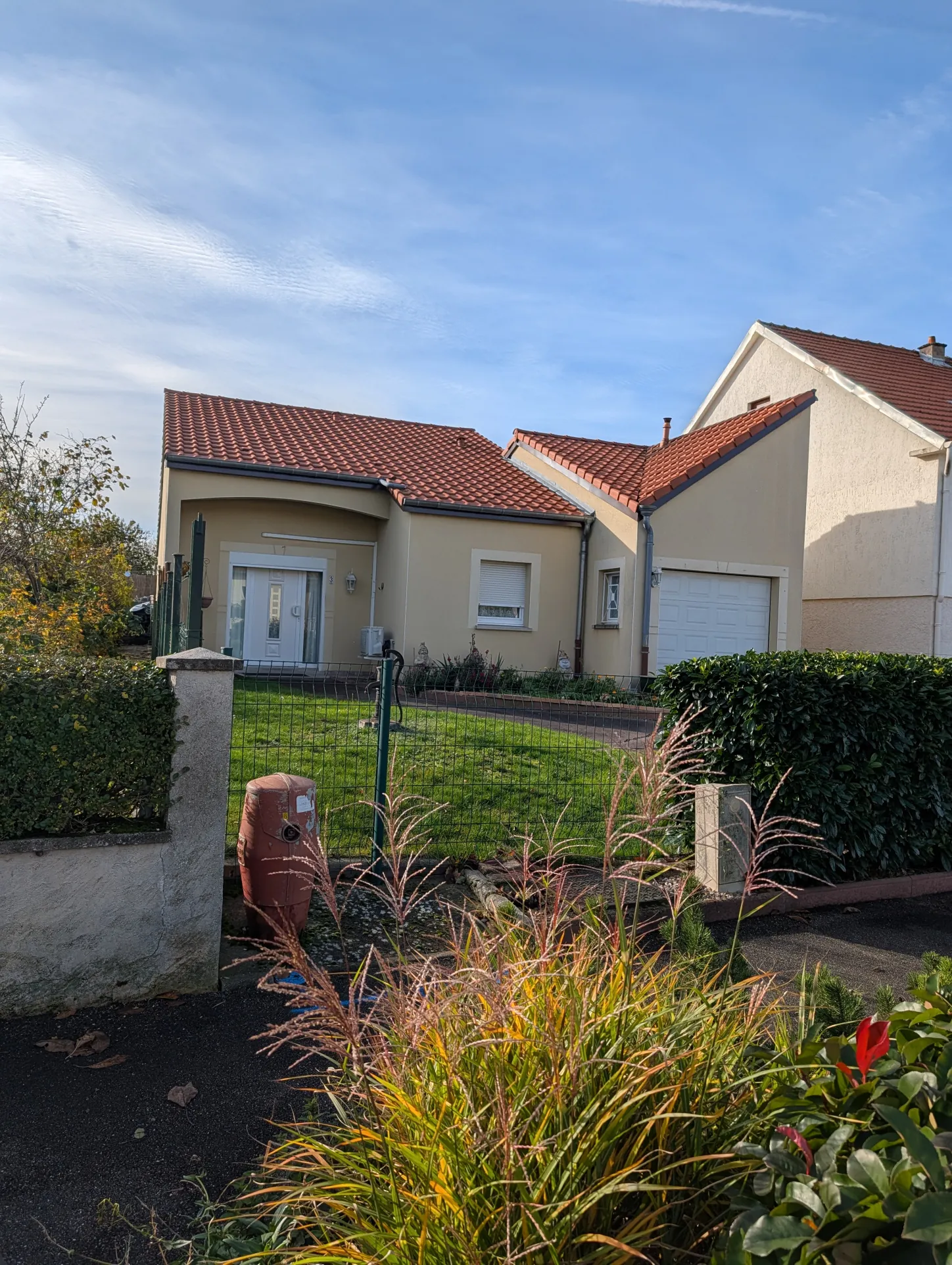 Maison de plain pied à Roupeldange - Jardin, Véranda et Garage