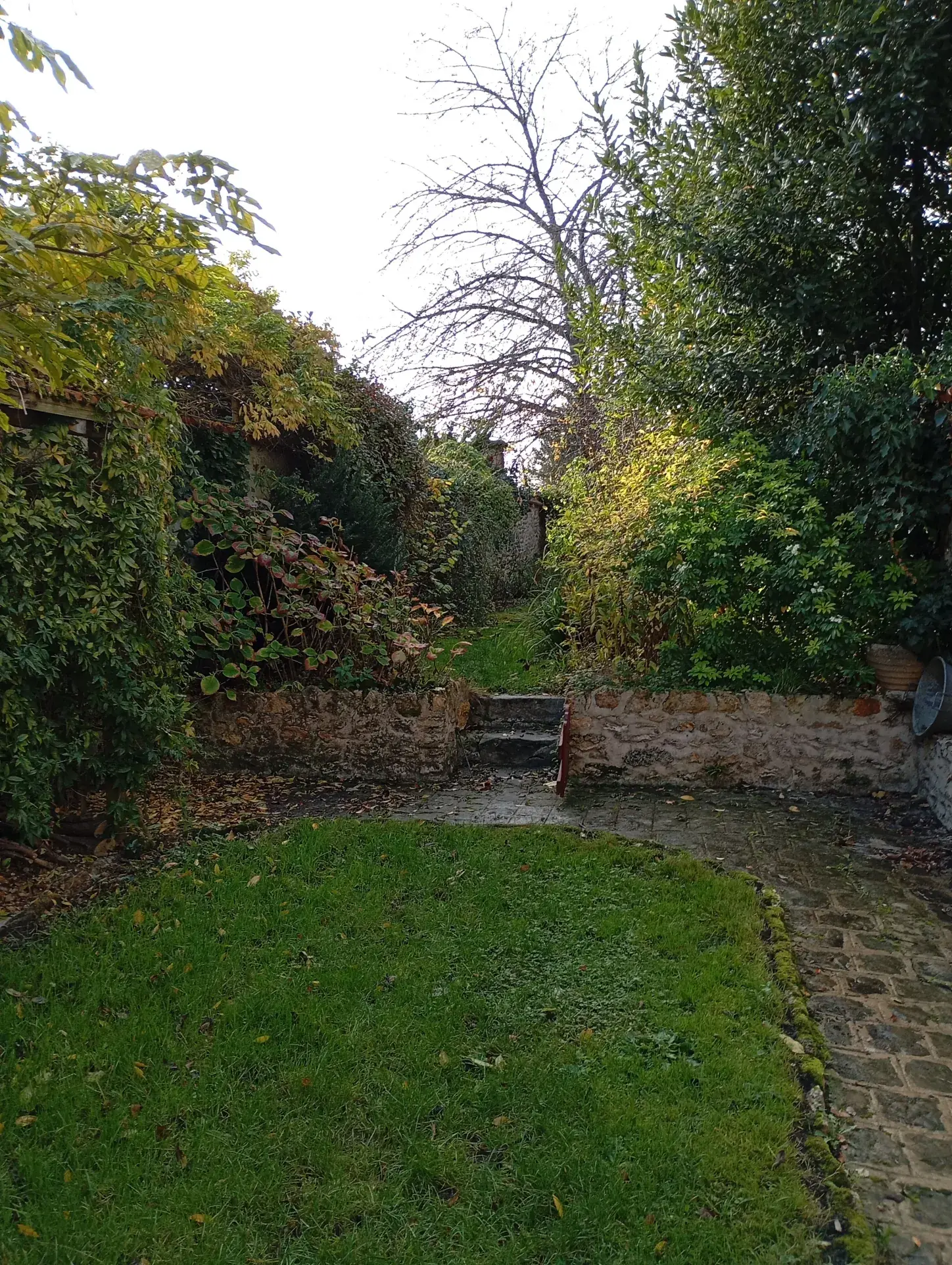 Belle maison de 130 m² avec jardin à Rozay-en-Brie – Secteur calme 