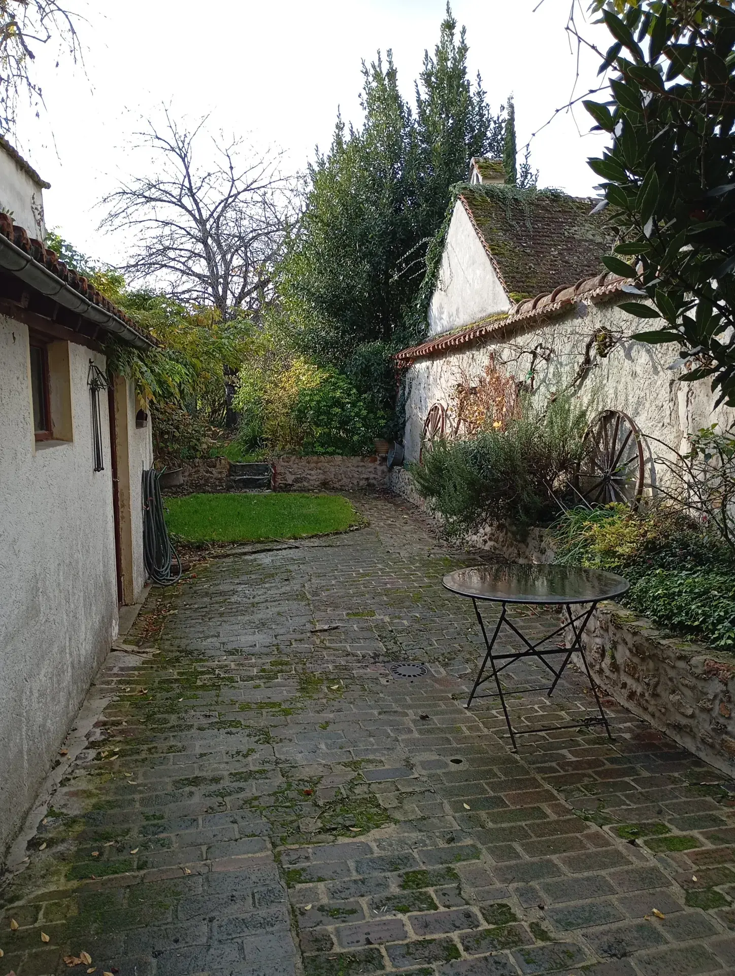 Belle maison de 130 m² avec jardin à Rozay-en-Brie – Secteur calme 