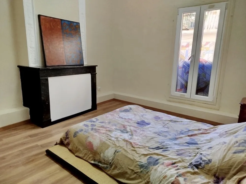 Appartement T3 lumineux de 75 m² en hyper-centre de Sète 