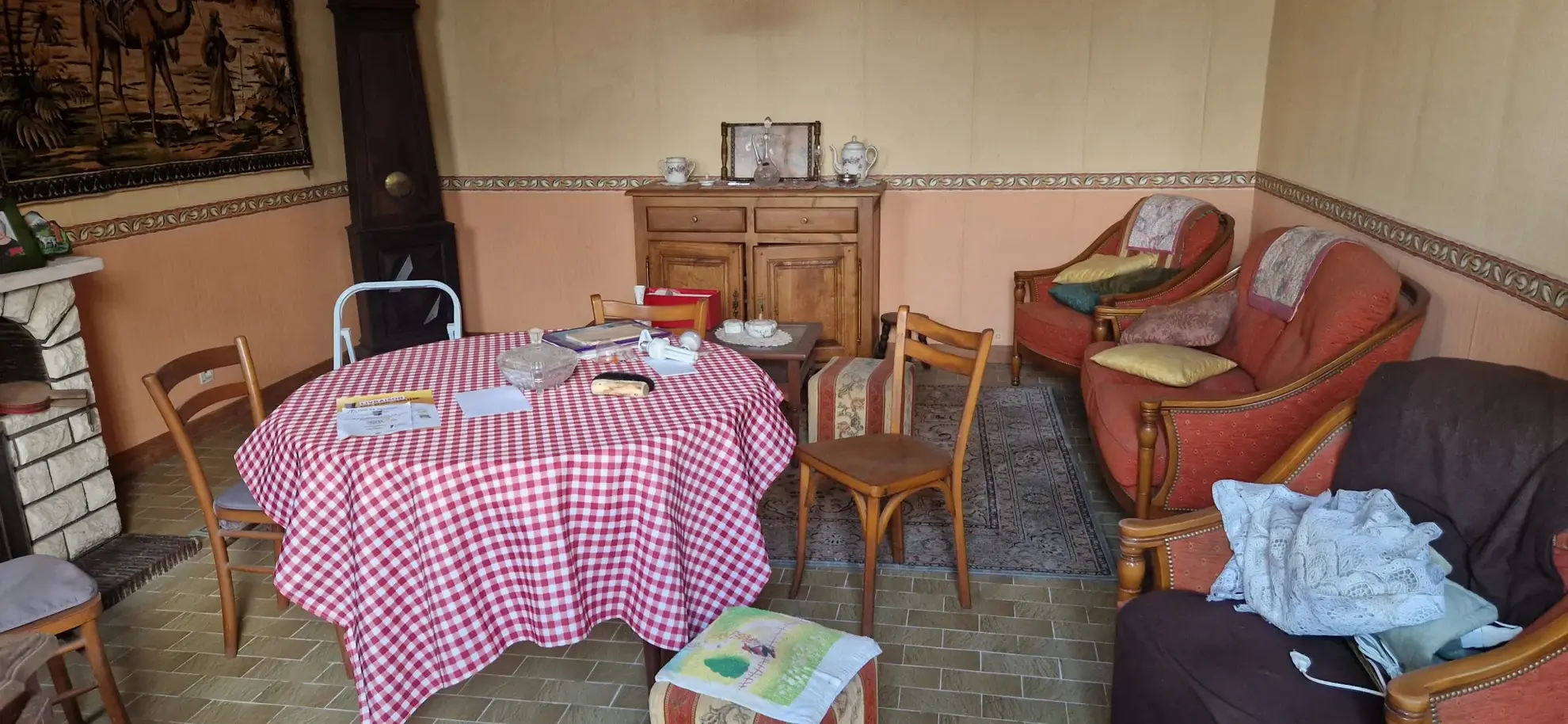 Maison ancienne en pierre à Lamarque – 115 m² avec jardin et terrasse, proche Bordeaux 