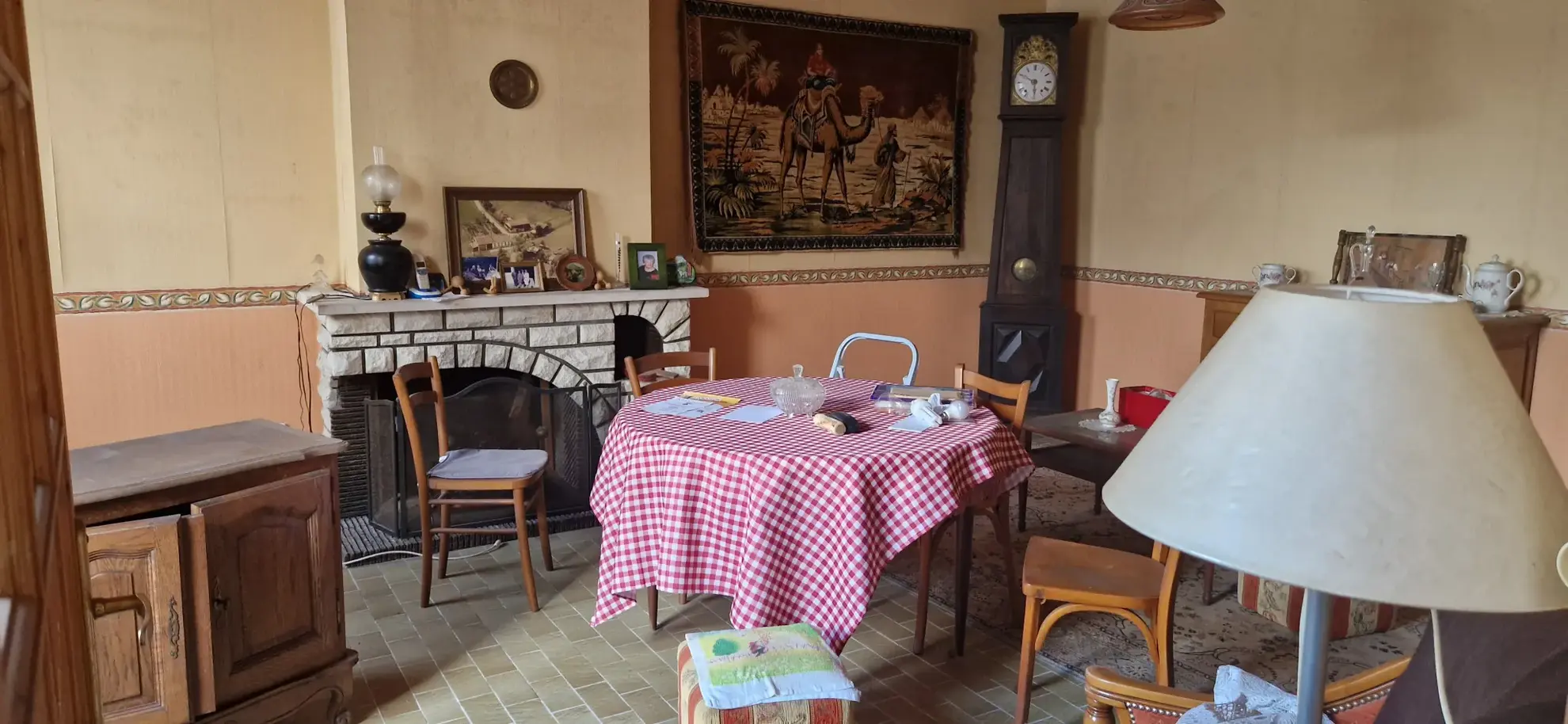 Maison ancienne en pierre à Lamarque – 115 m² avec jardin et terrasse, proche Bordeaux 