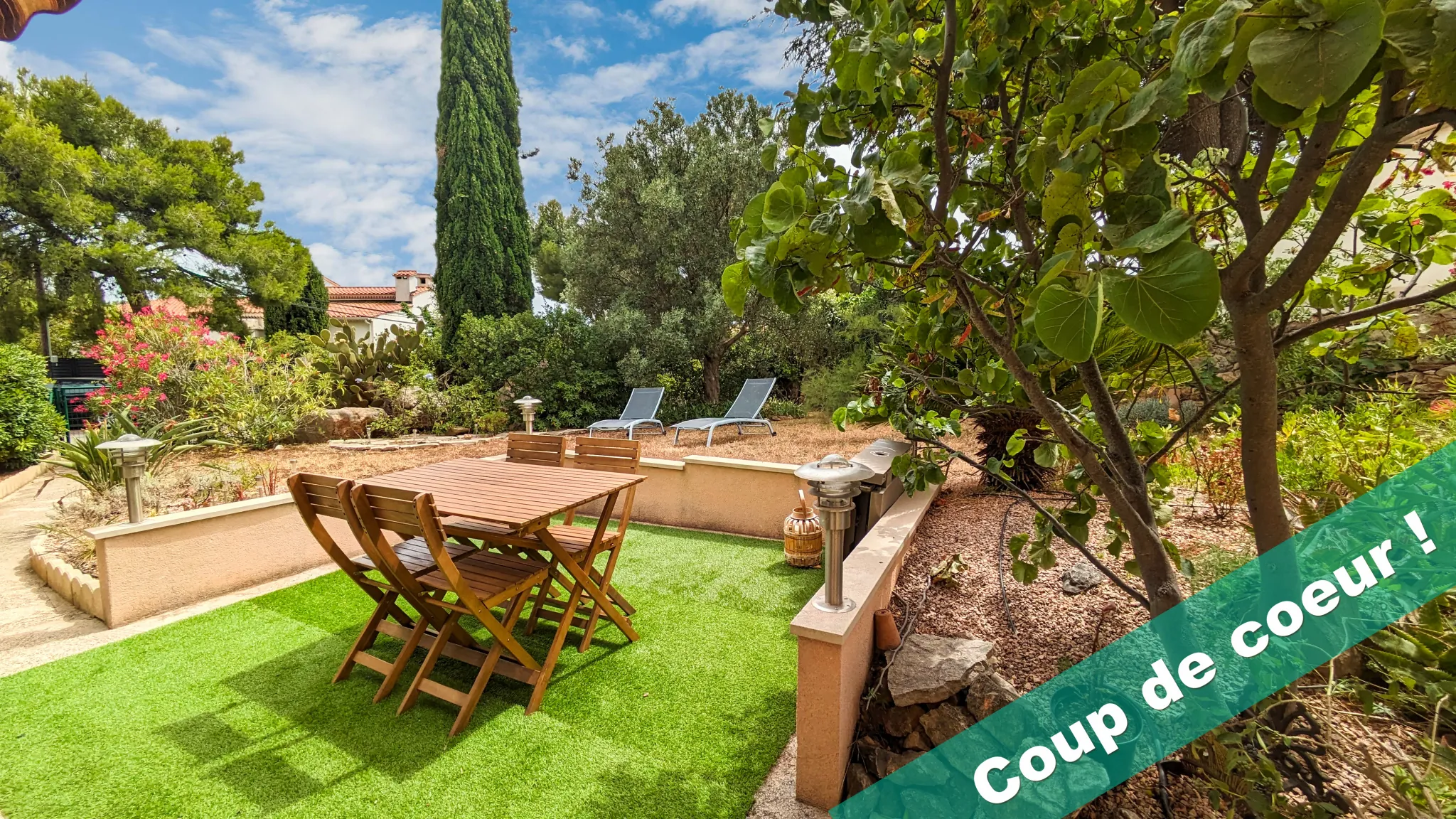 Appartement 2 pièces en rez-de-jardin avec piscine à Bandol 