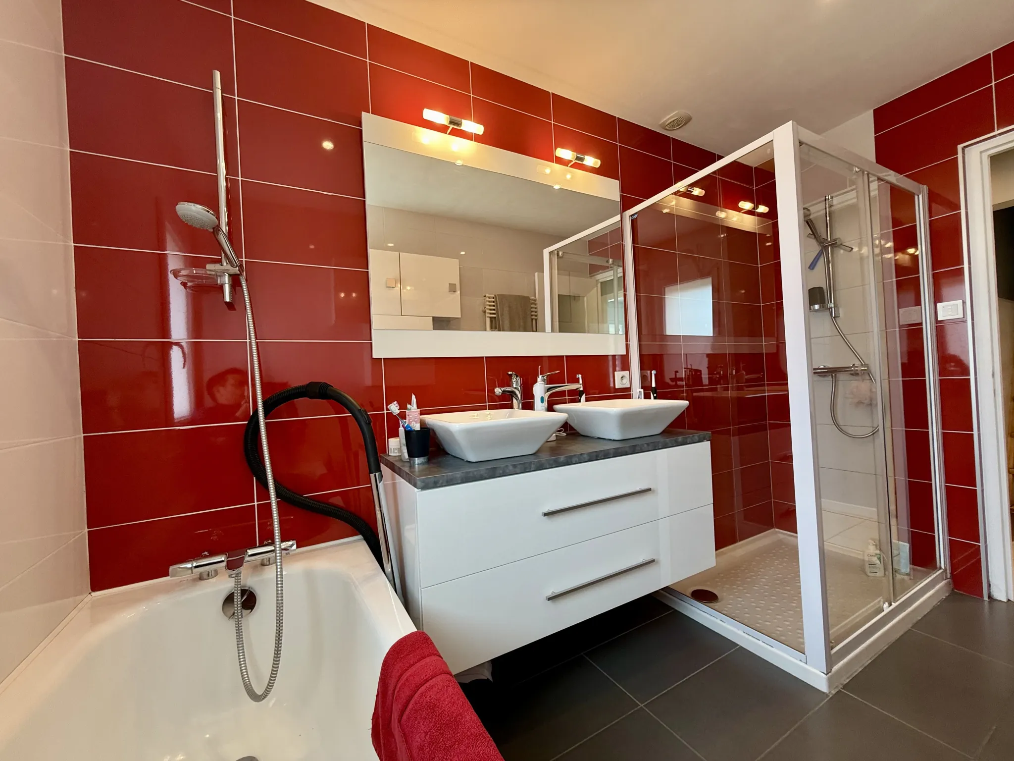 Maison familiale avec piscine et jardin à Libourne - Quartier Épinette 