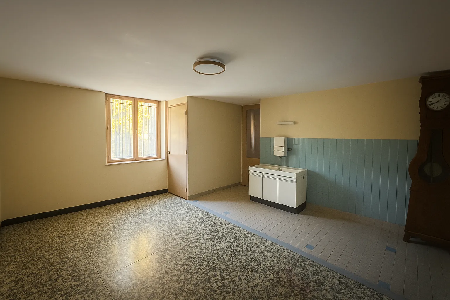 Maison avec hangar et garages à Saint-Étienne secteur Terres Noires 