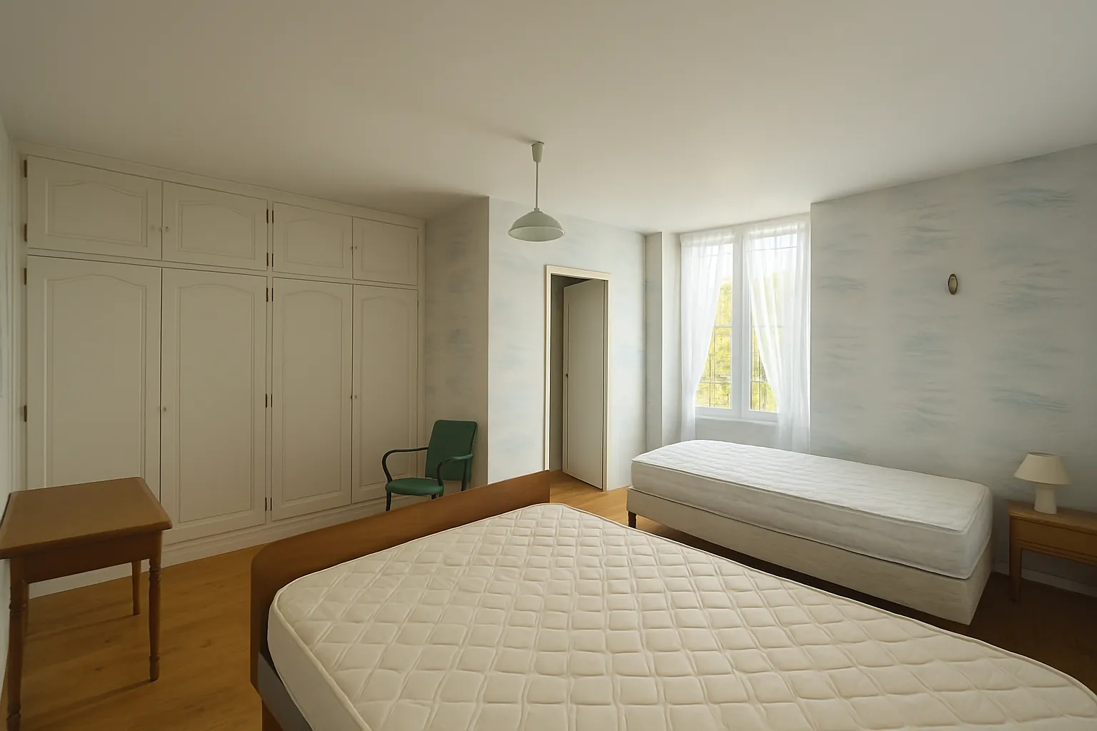 Maison avec hangar et garages à Saint-Étienne secteur Terres Noires 