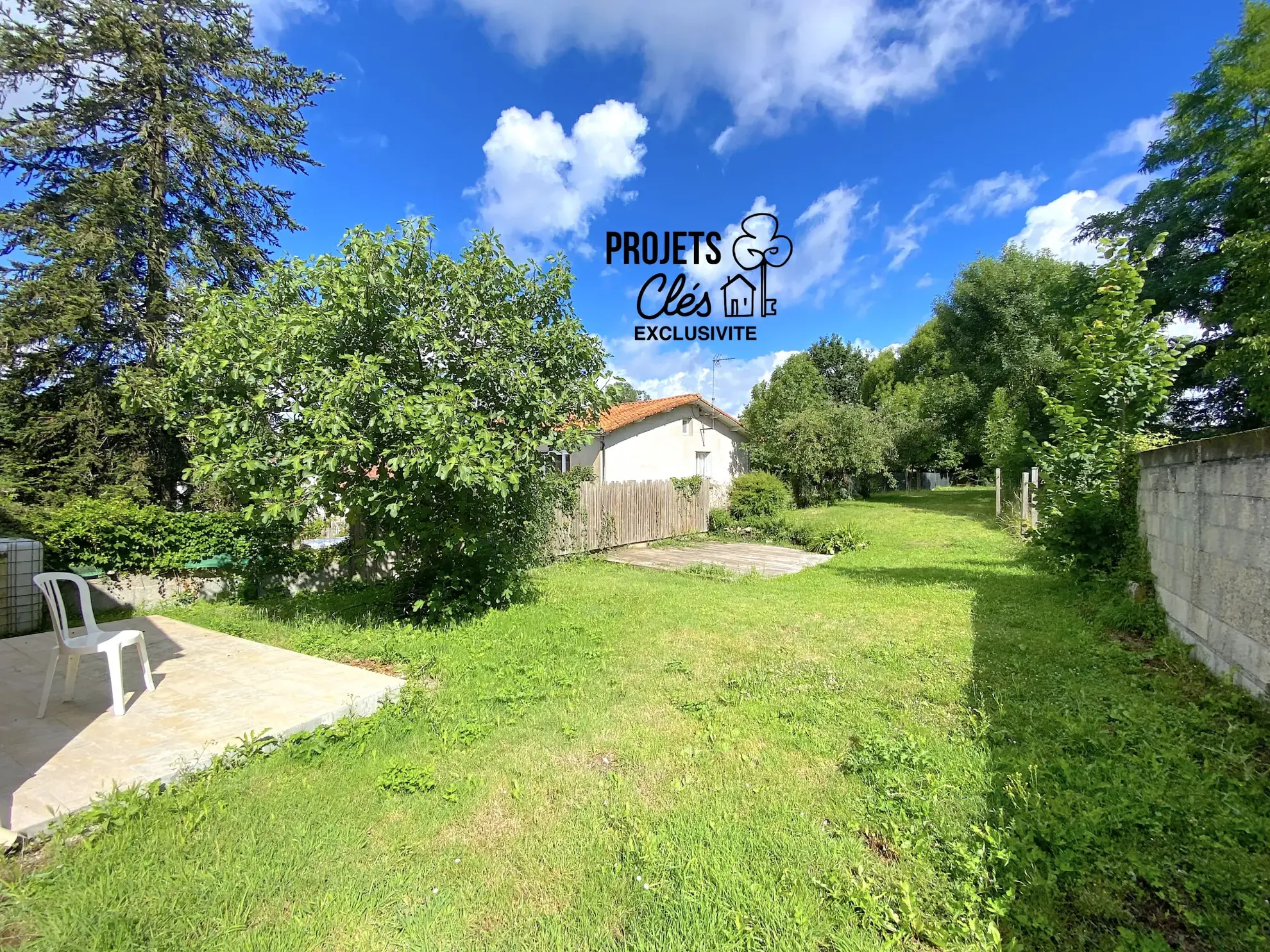 Maison 2/3 chambres à Les Achards, centre-ville avec jardin 