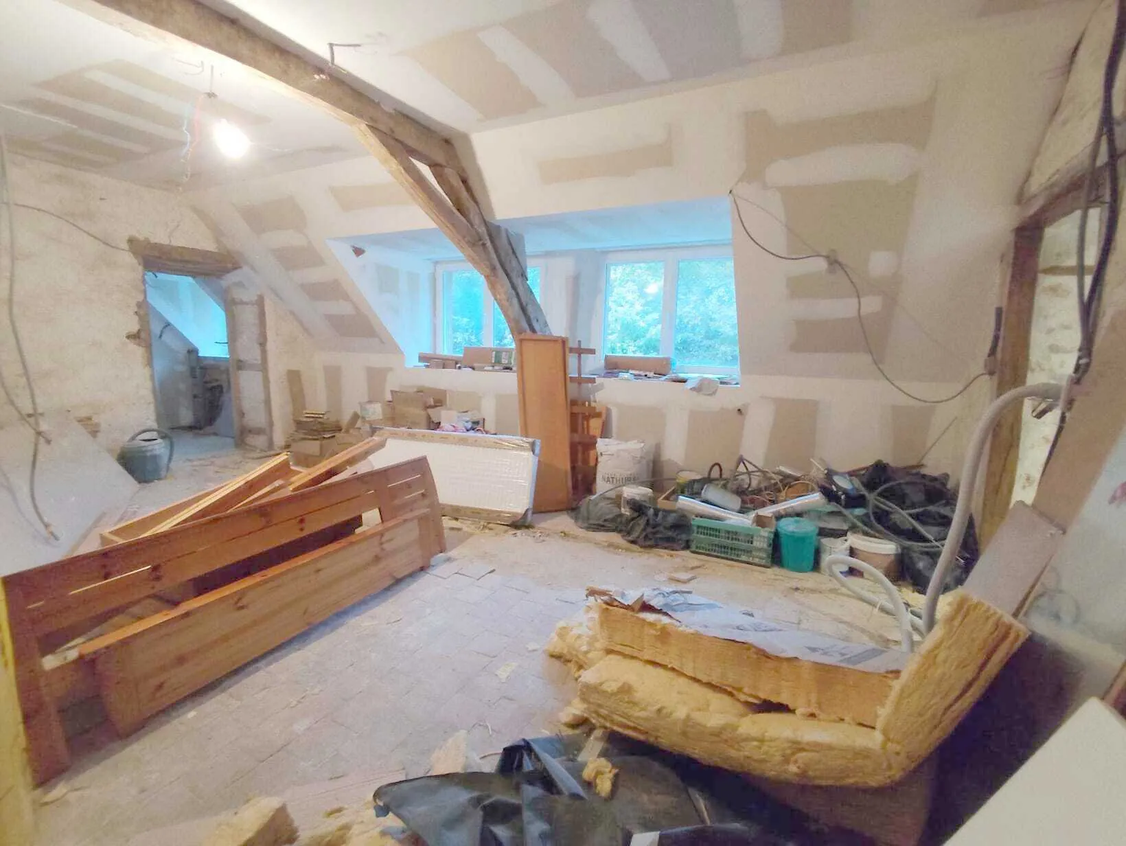 Appartement T2 à Gex 01170, proche de la mairie, avec cave 