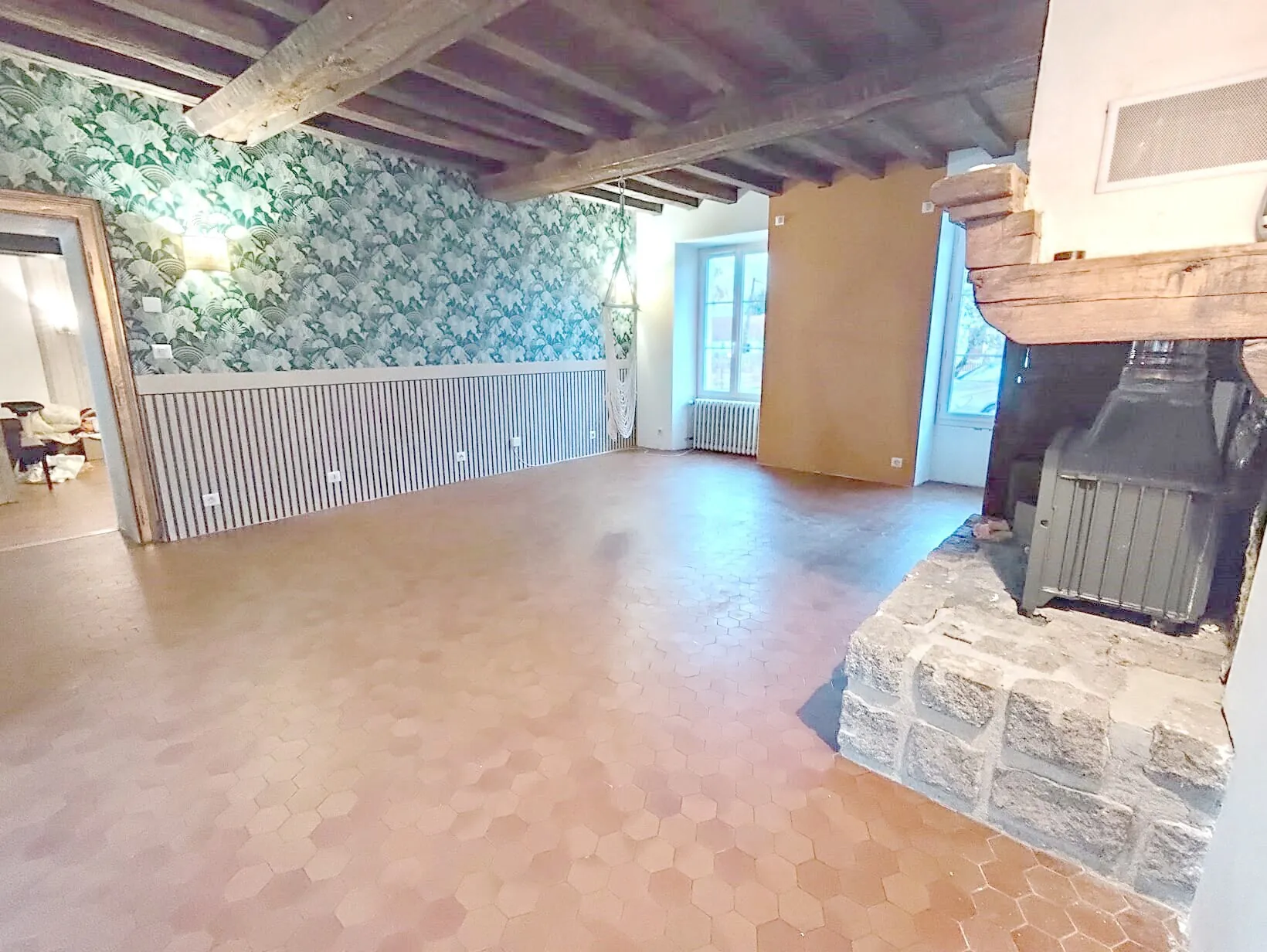 Appartement T2 à Gex 01170, proche de la mairie, avec cave 