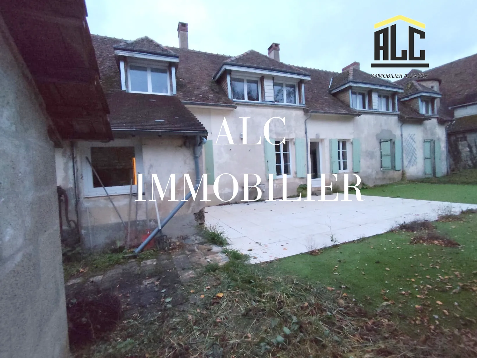 Appartement T2 à Gex 01170, proche de la mairie, avec cave 