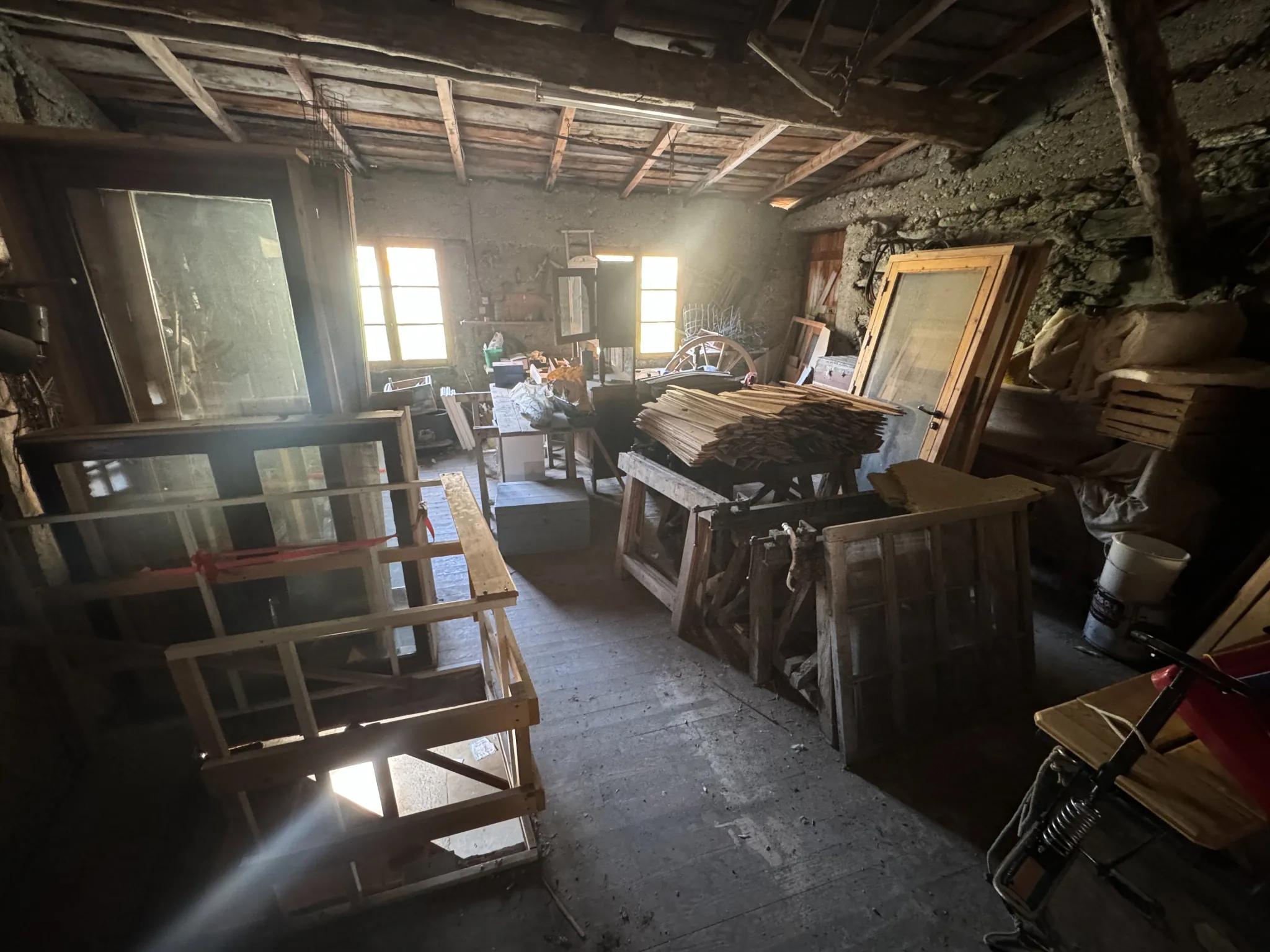 Maison de village à Bramans à rénover - Grand potentiel avec volumes importants 