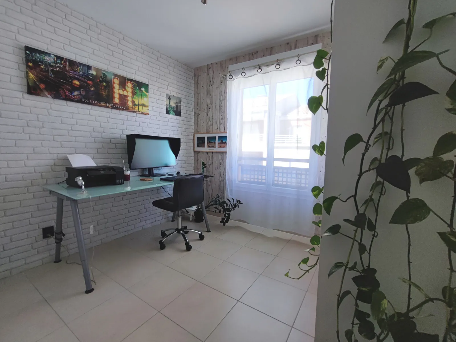 Appartement T3 rénové avec garage et terrasse à La Seyne-sur-Mer - Prêt à habiter 