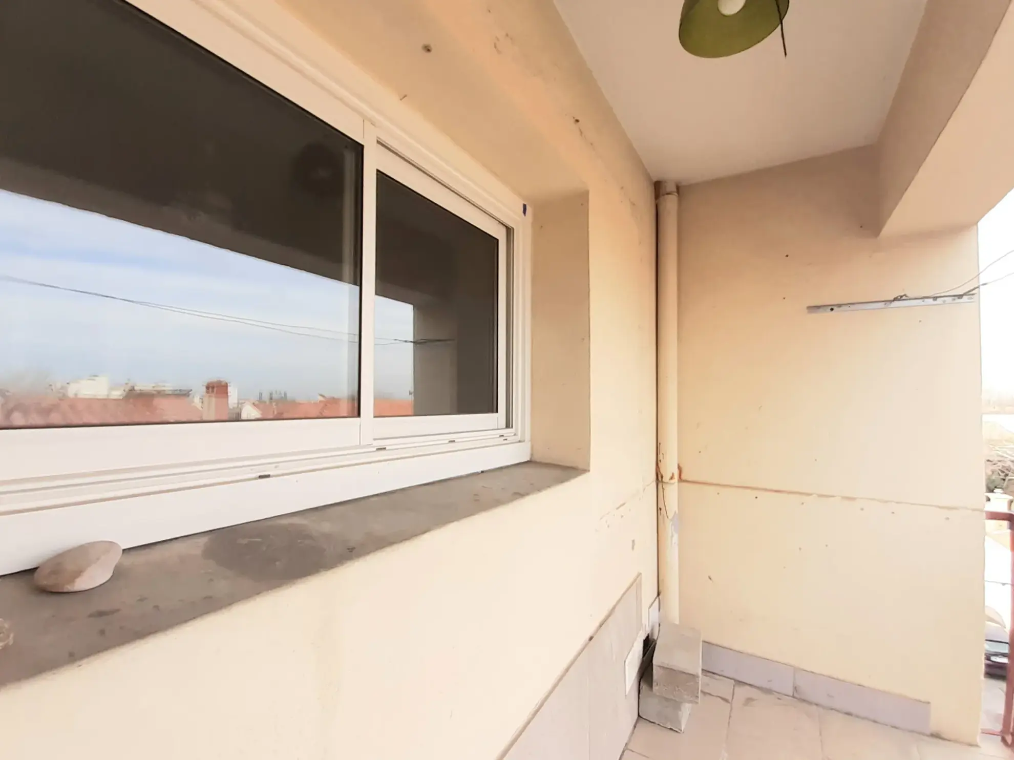 Appartement T3 avec garage et cave à Perpignan, proche gare et commodités