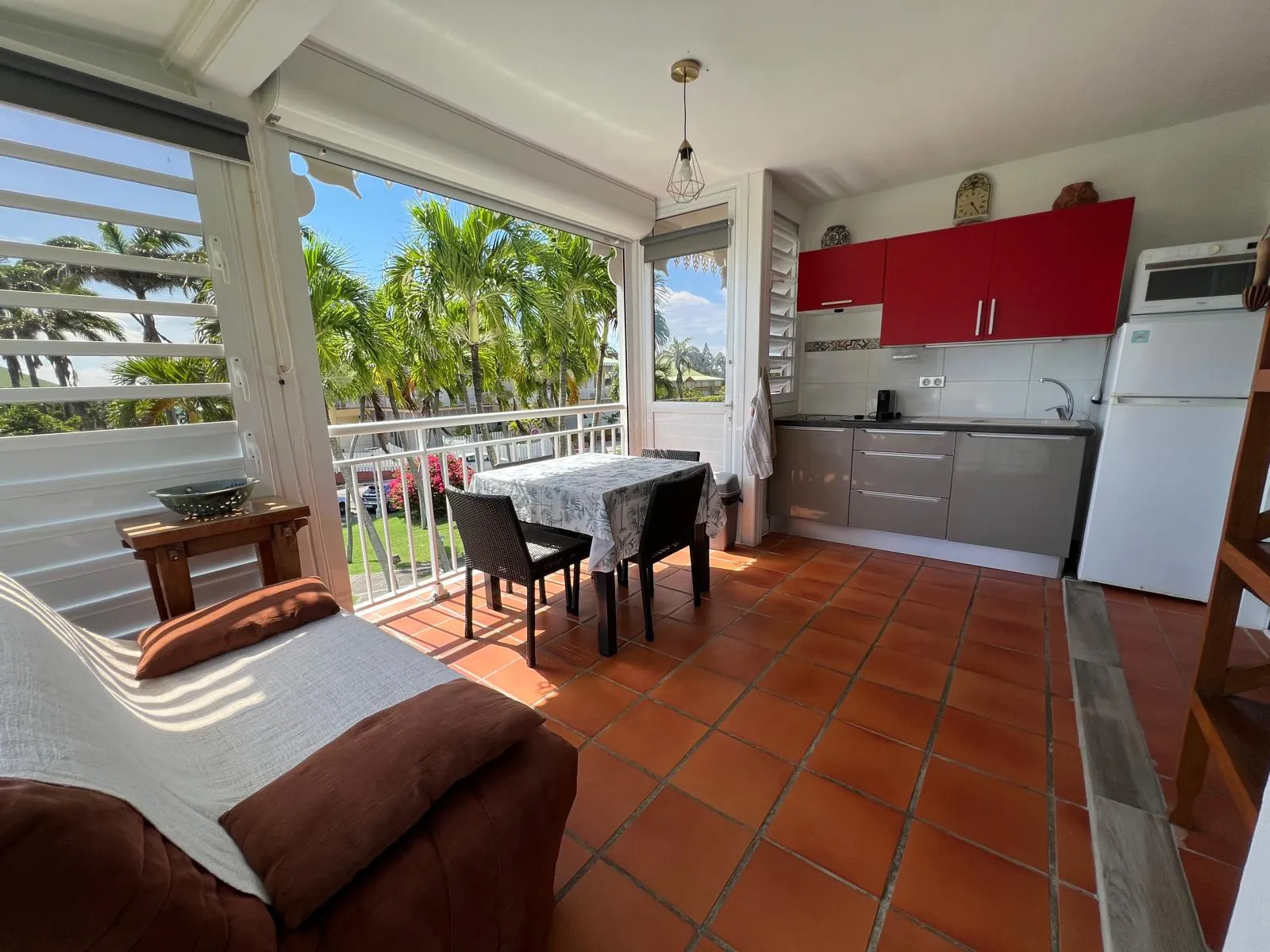 Appartement 2 pièces avec vue mer, piscine et plage à Saint-François